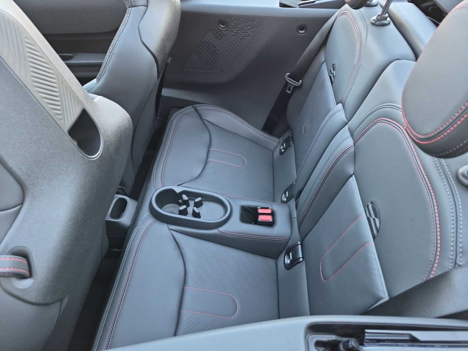 2027 MINI CONVERTIBLE ICONIC