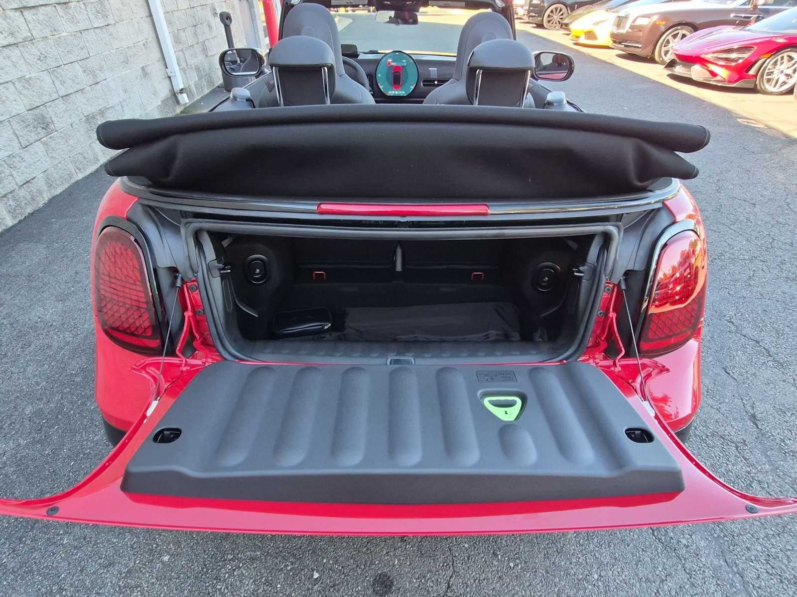 2027 MINI CONVERTIBLE ICONIC