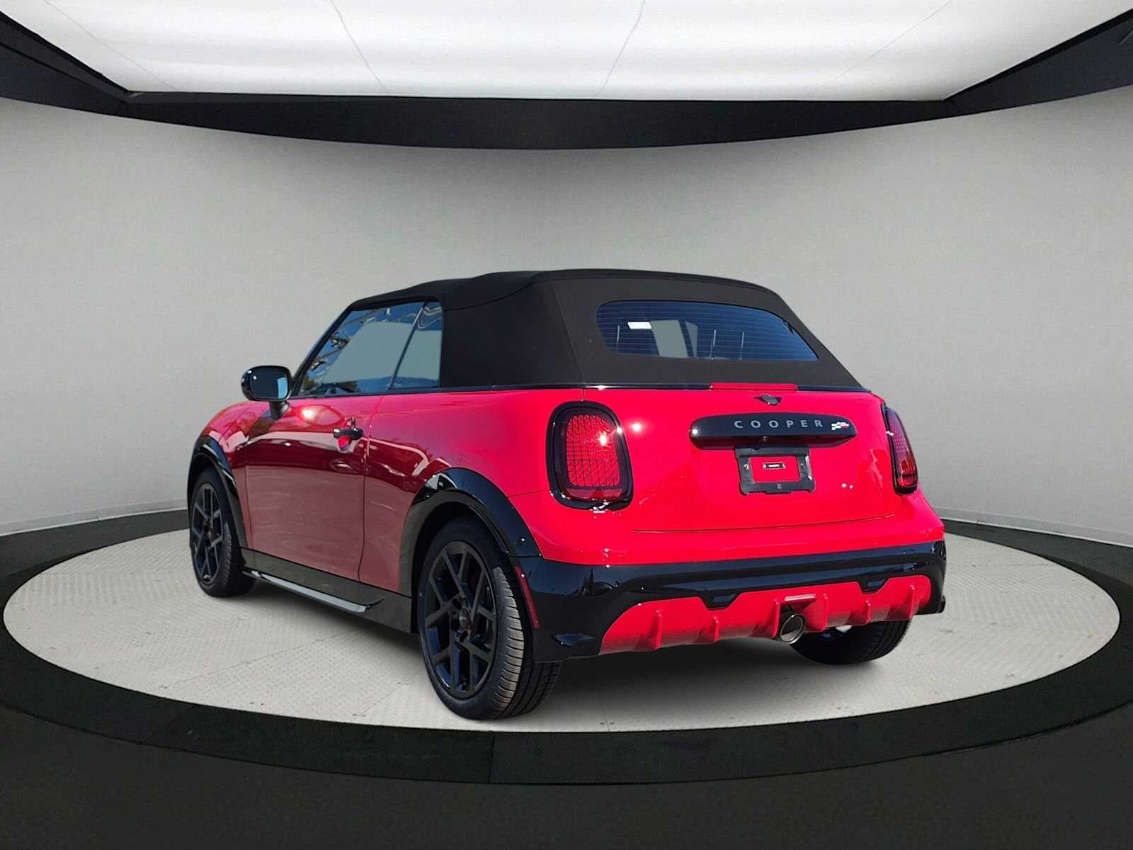 2027 MINI CONVERTIBLE ICONIC