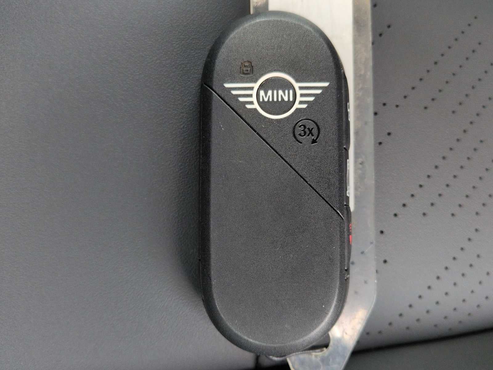 2026 MINI CONVERTIBLE ICONIC