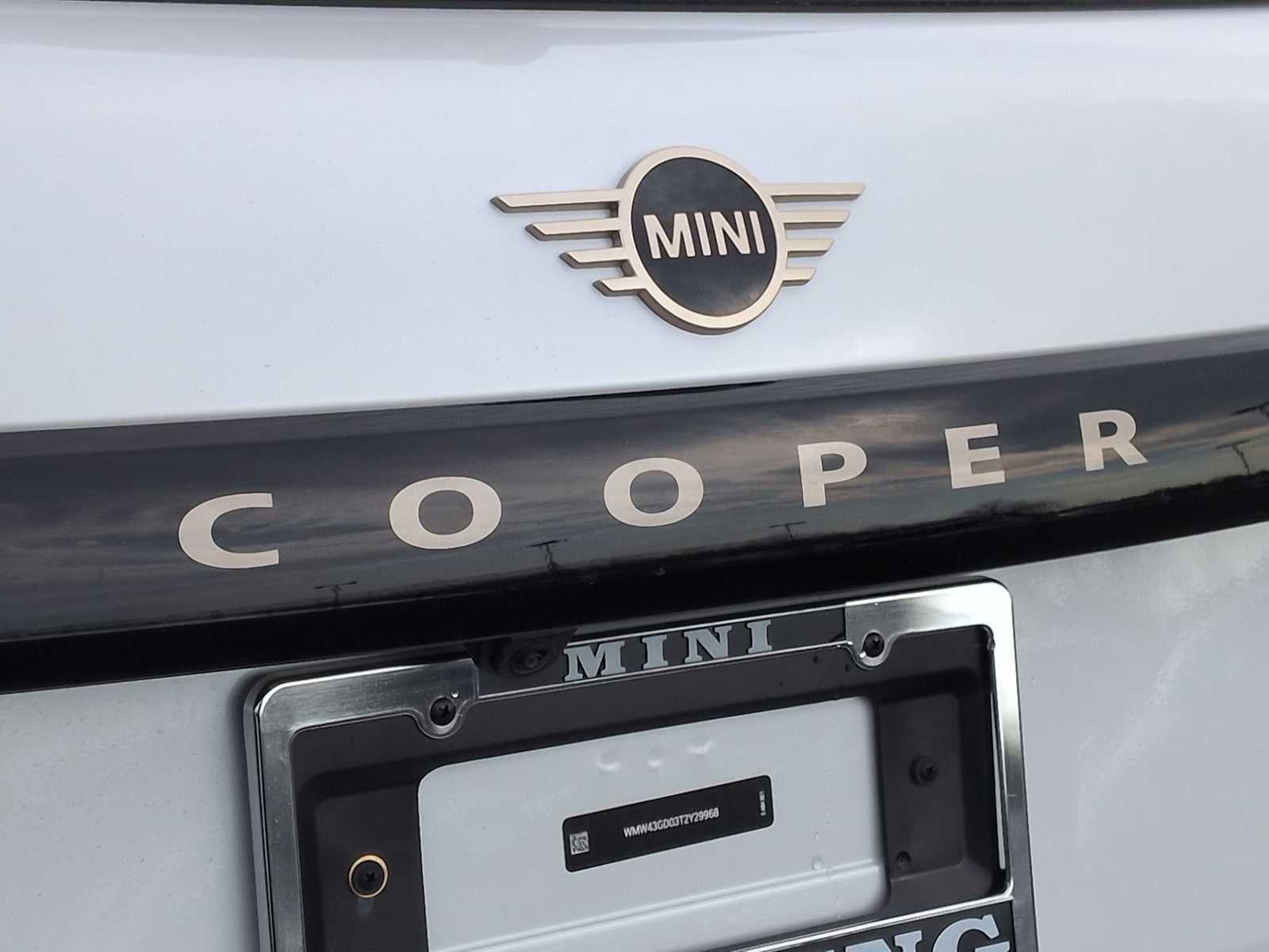 2026 MINI 4 DOOR SIGNATURE PLUS