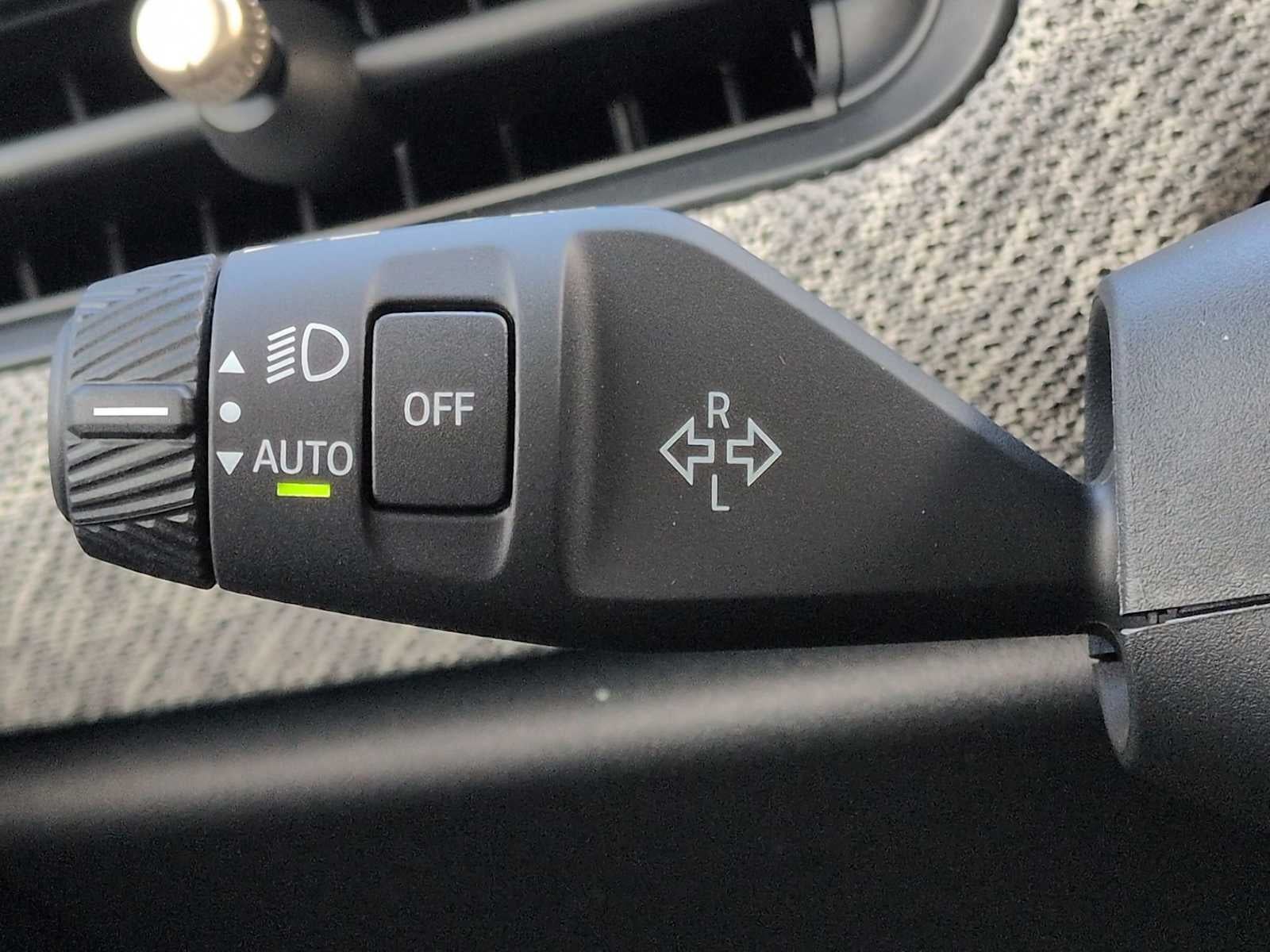 2026 MINI 4 DOOR SIGNATURE PLUS