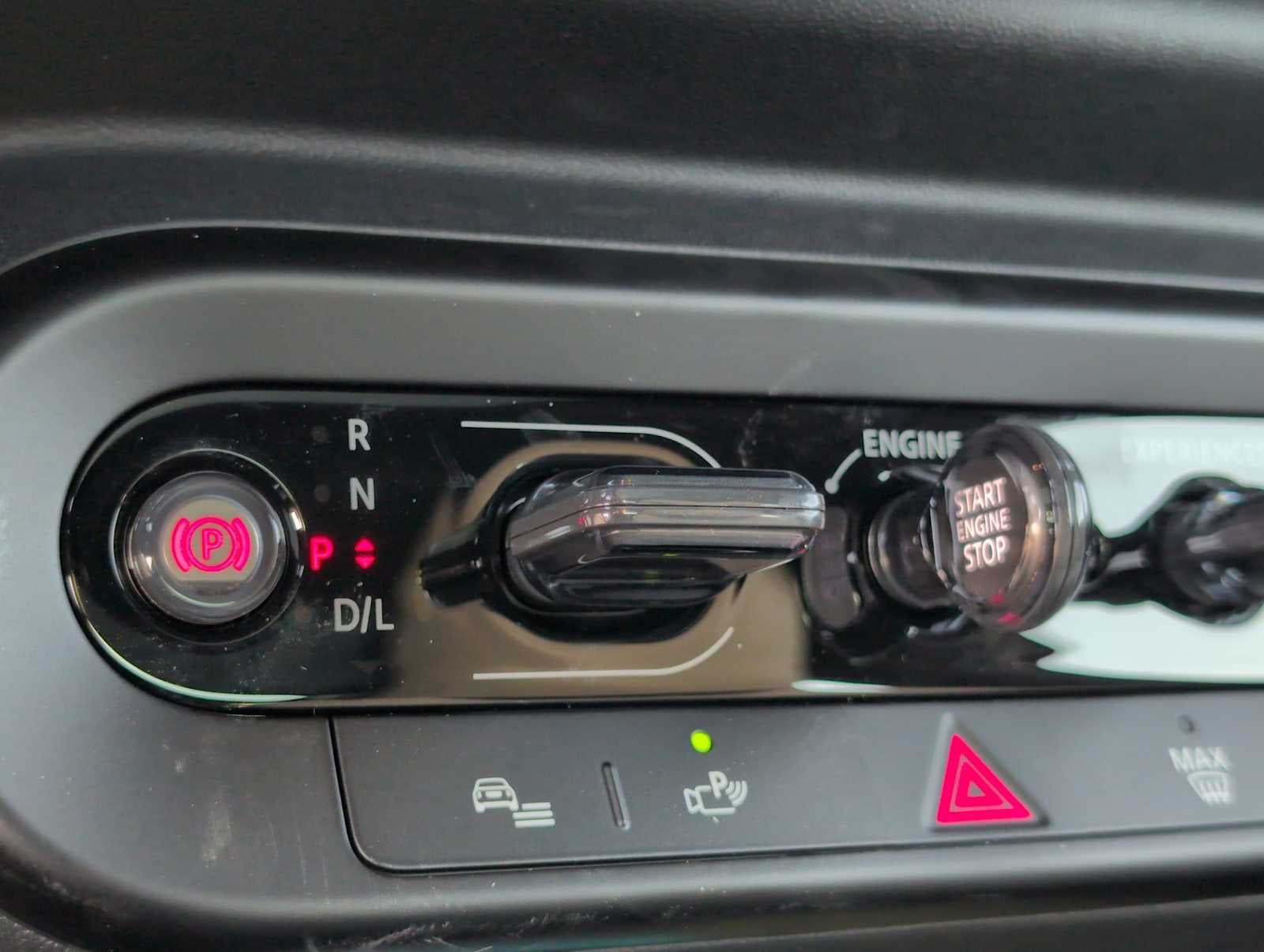 2026 MINI 4 DOOR SIGNATURE PLUS