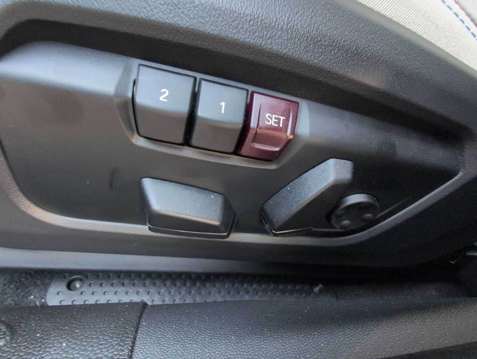 2026 MINI 4 DOOR SIGNATURE PLUS