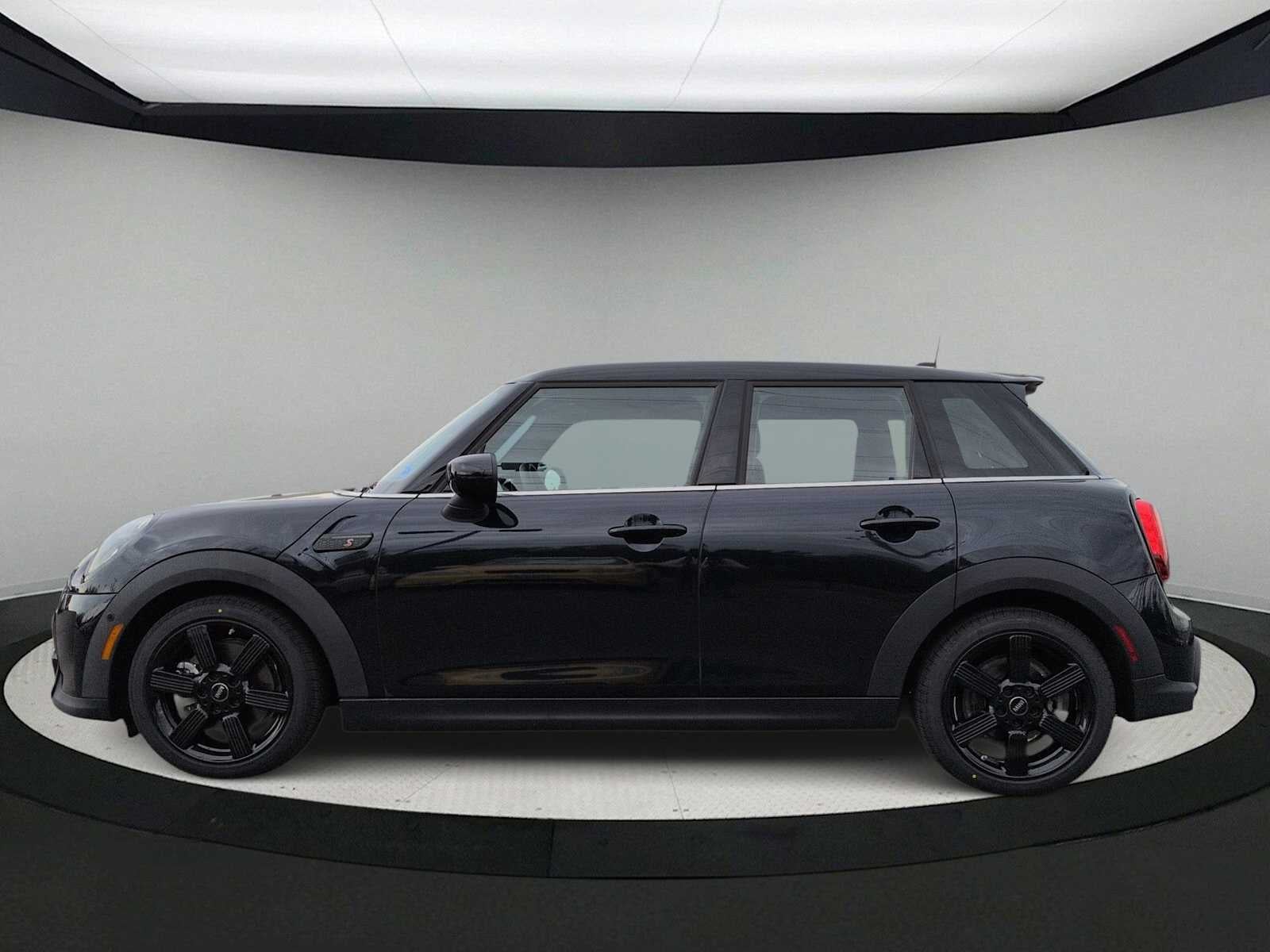 2024 MINI HARDTOP 4 DOOR Cooper S
