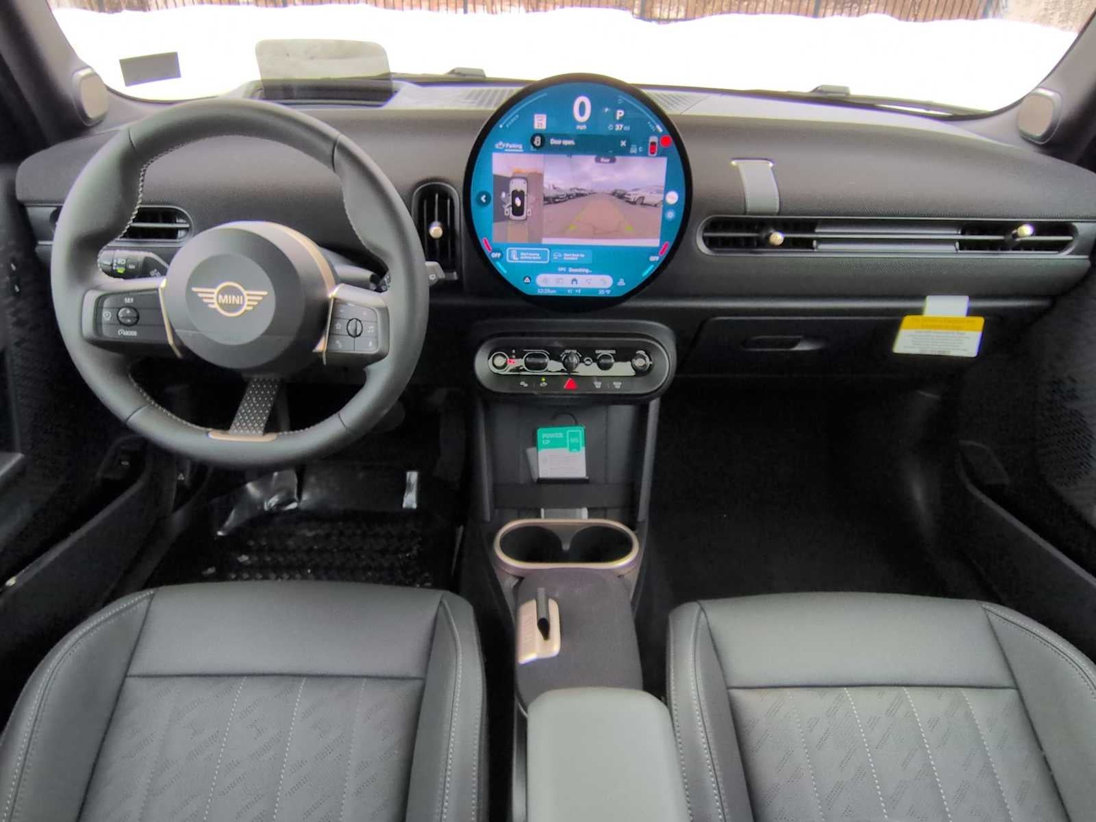 2026 MINI 4 DOOR ICONIC