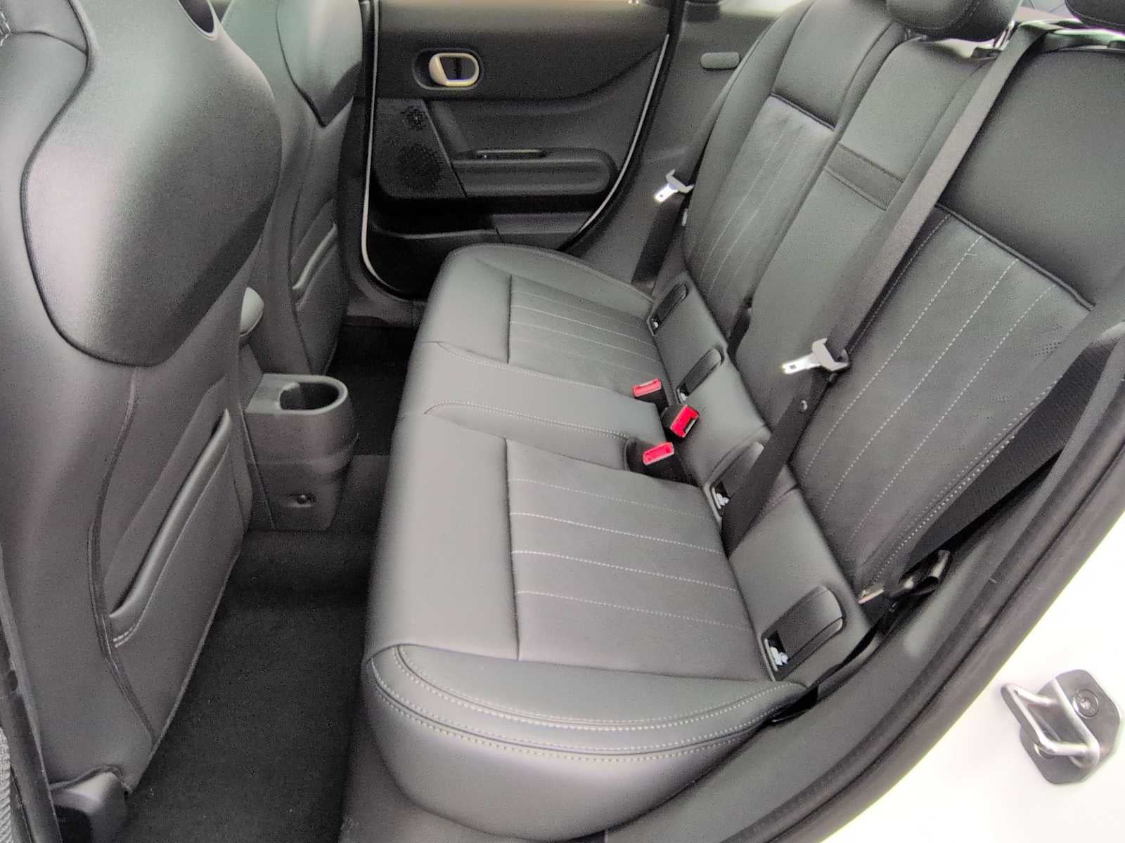 2026 MINI 4 DOOR ICONIC