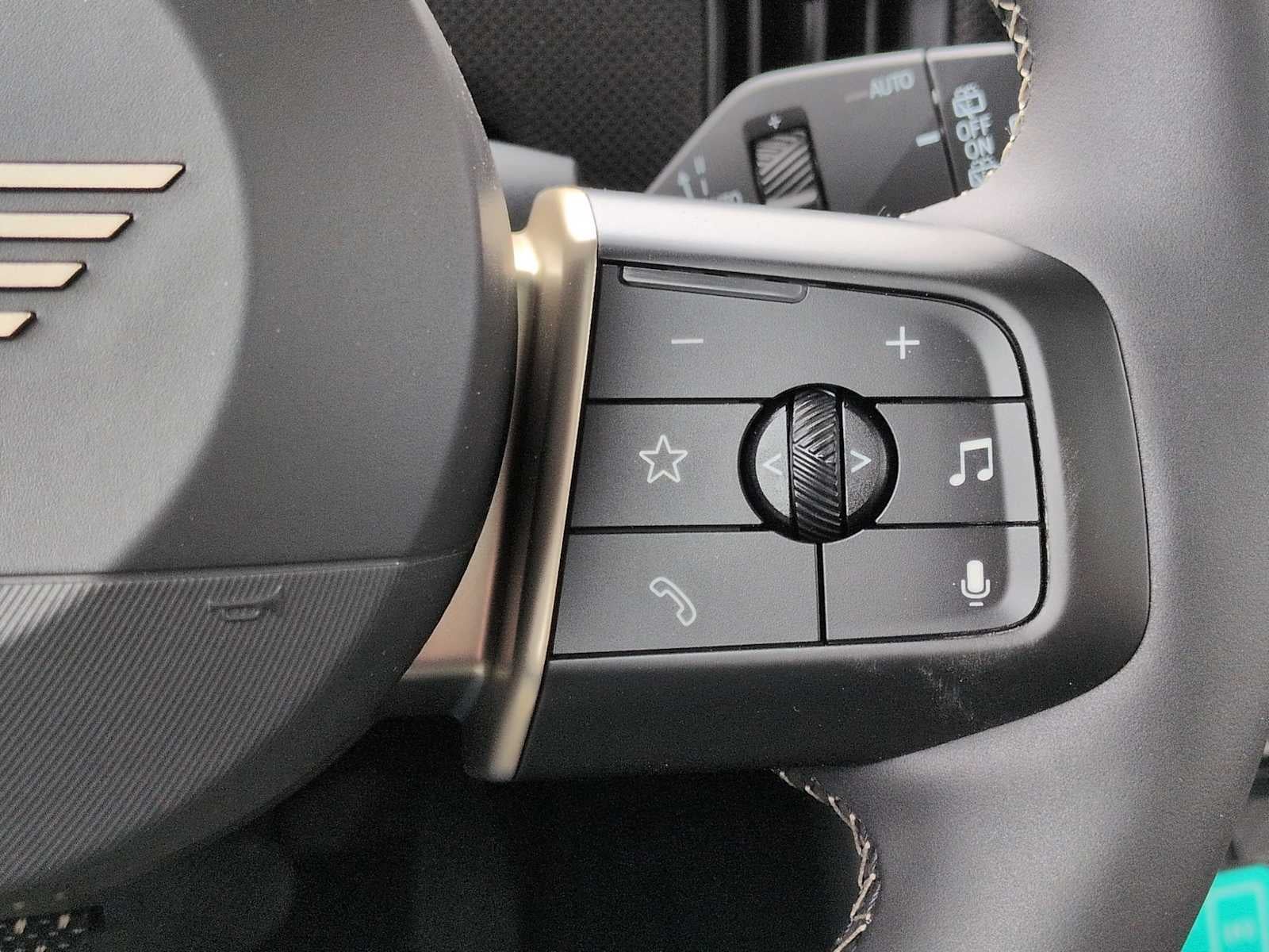 2026 MINI 4 DOOR ICONIC