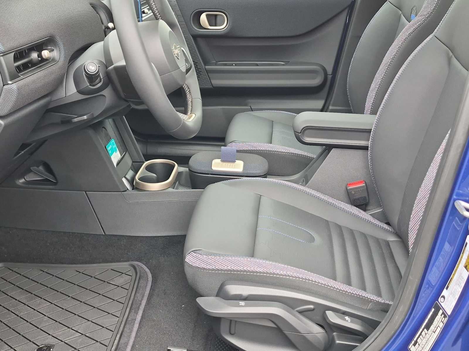 2027 MINI 4 DOOR ICONIC