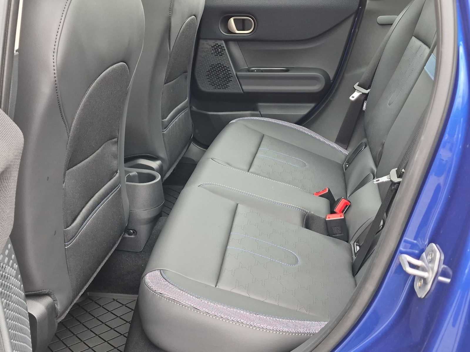 2027 MINI 4 DOOR ICONIC