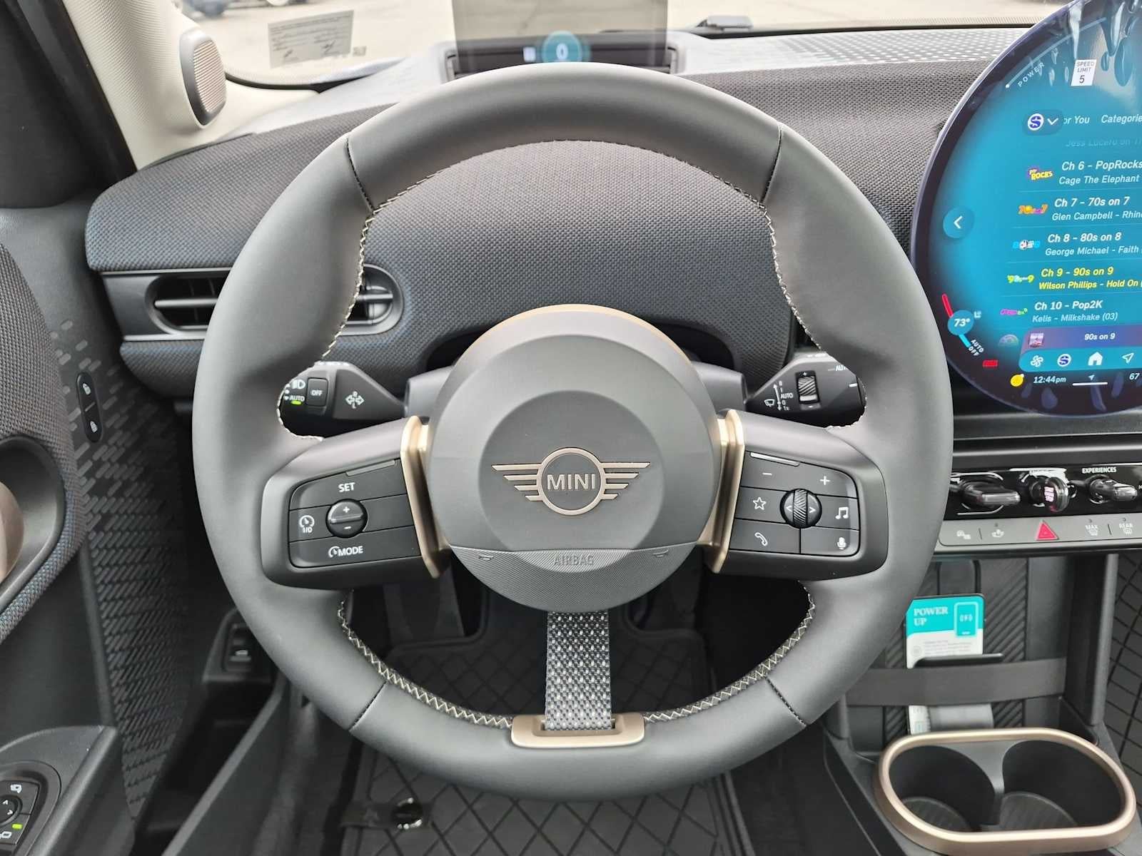 2027 MINI 4 DOOR ICONIC