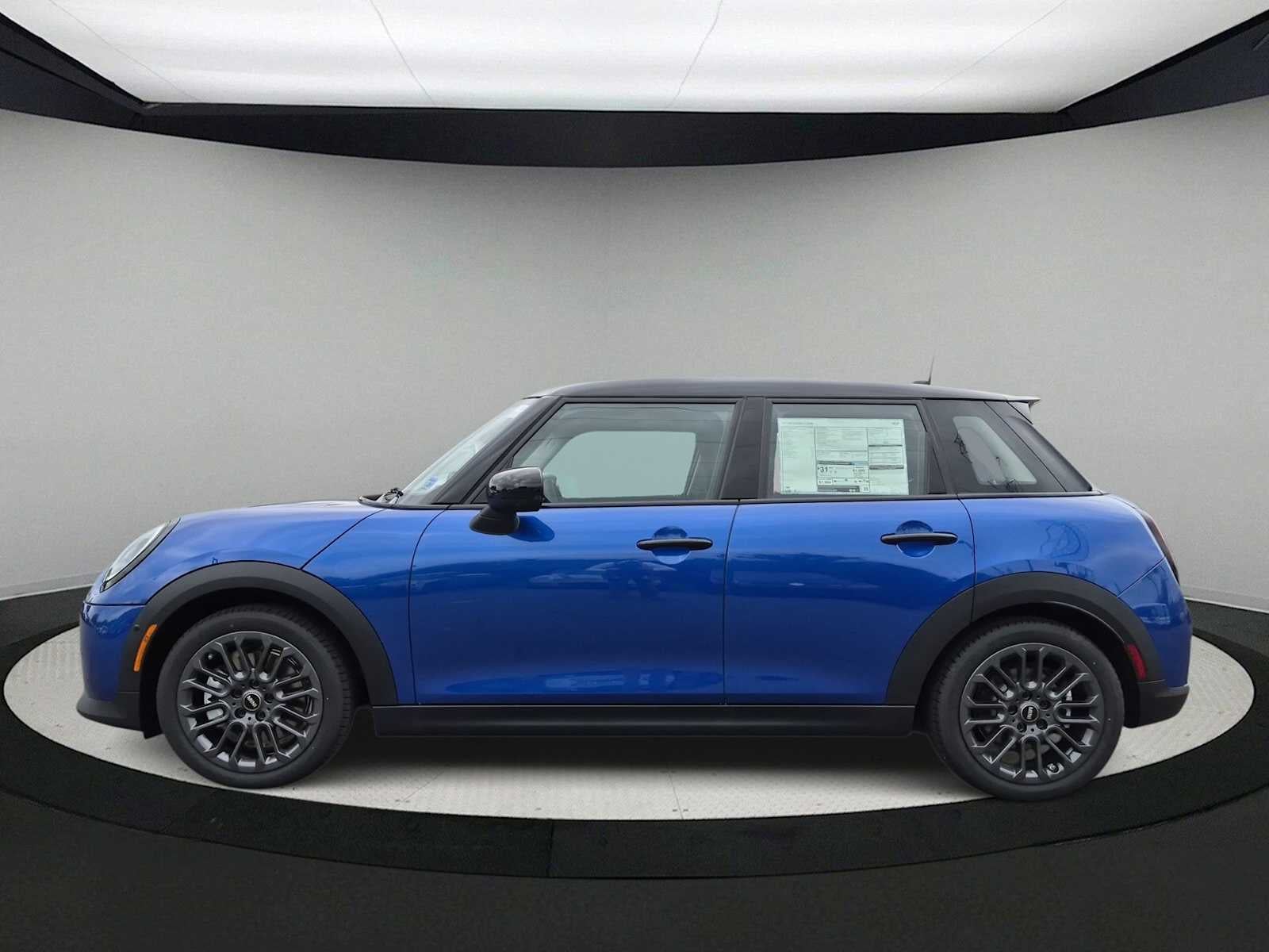 2027 MINI 4 DOOR ICONIC