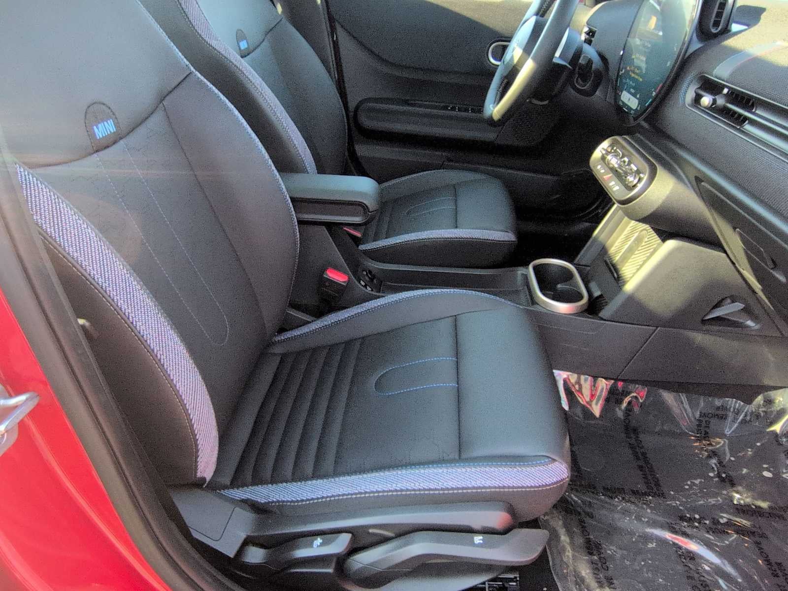 2025 MINI HARDTOP 4 DOOR Cooper S