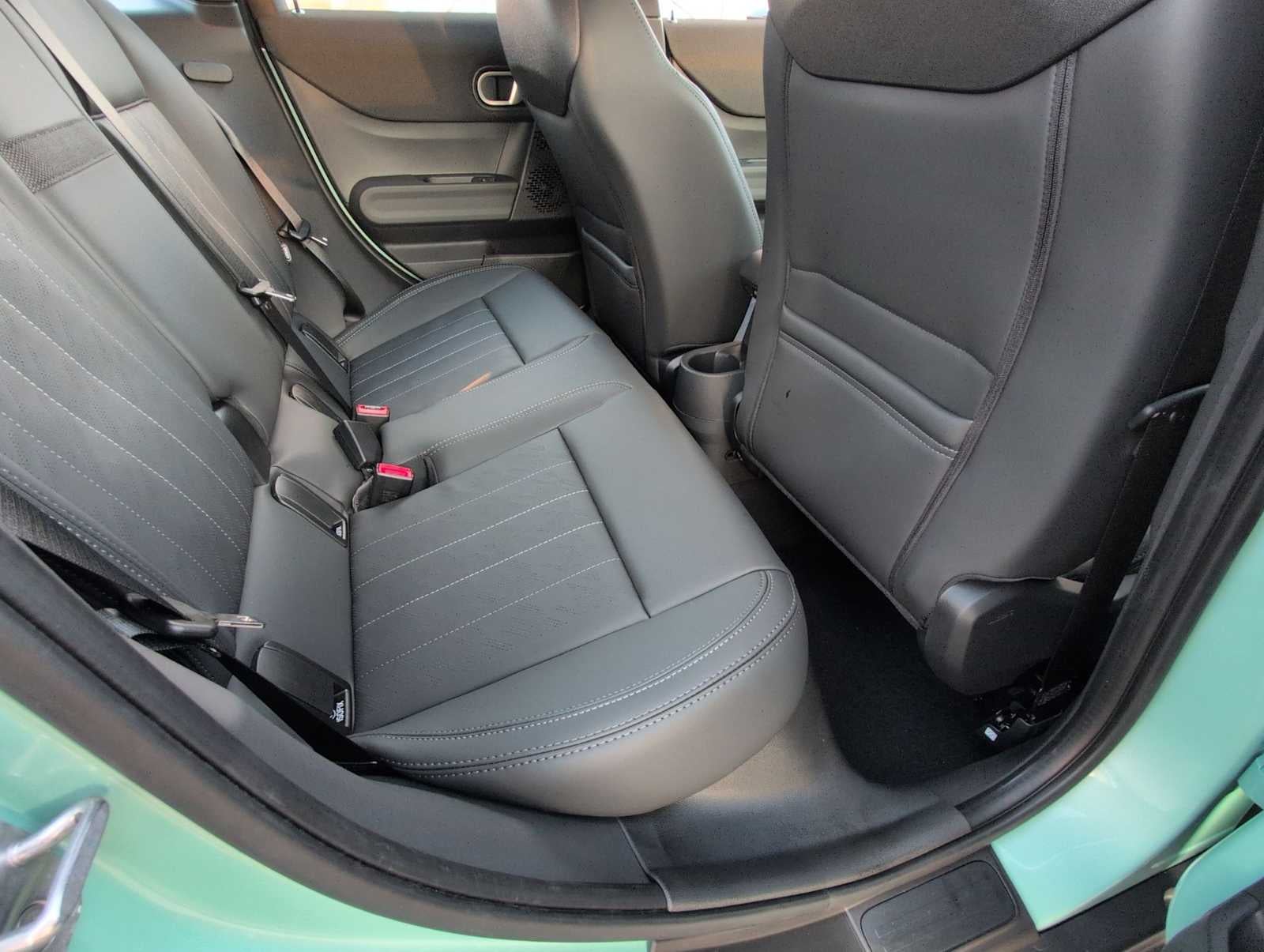 2026 MINI 4 DOOR ICONIC