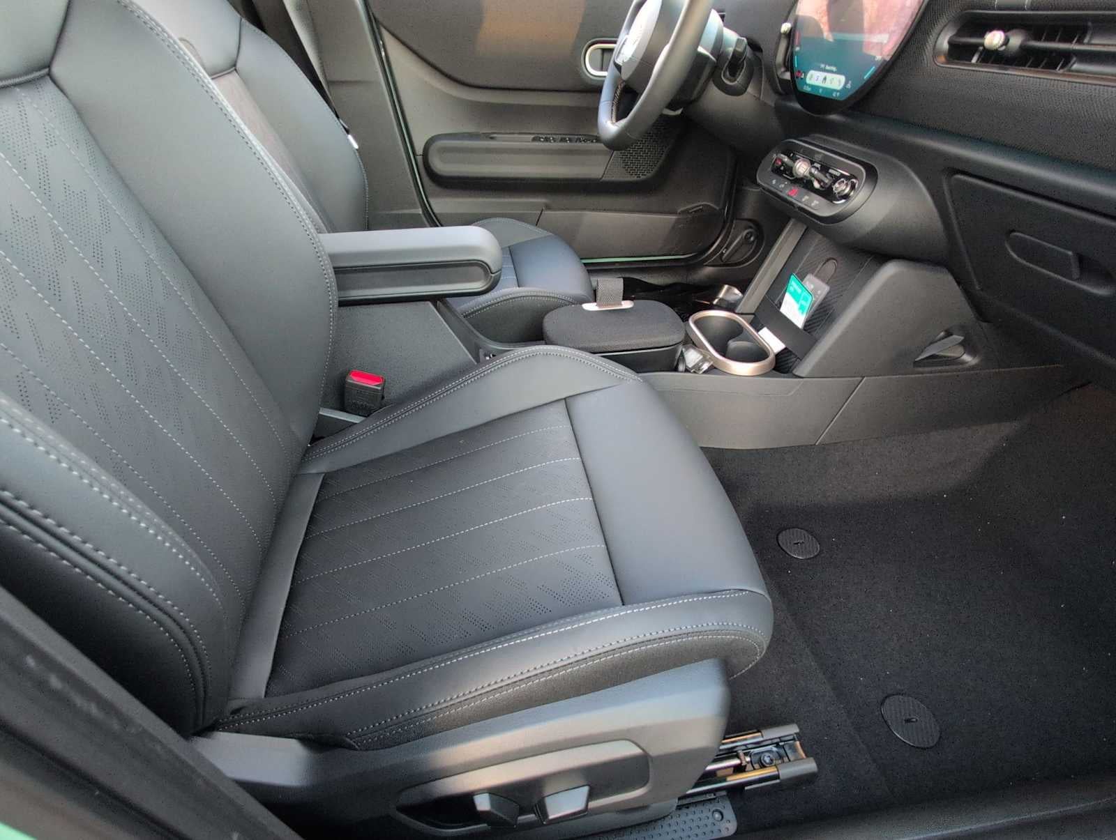 2026 MINI 4 DOOR ICONIC