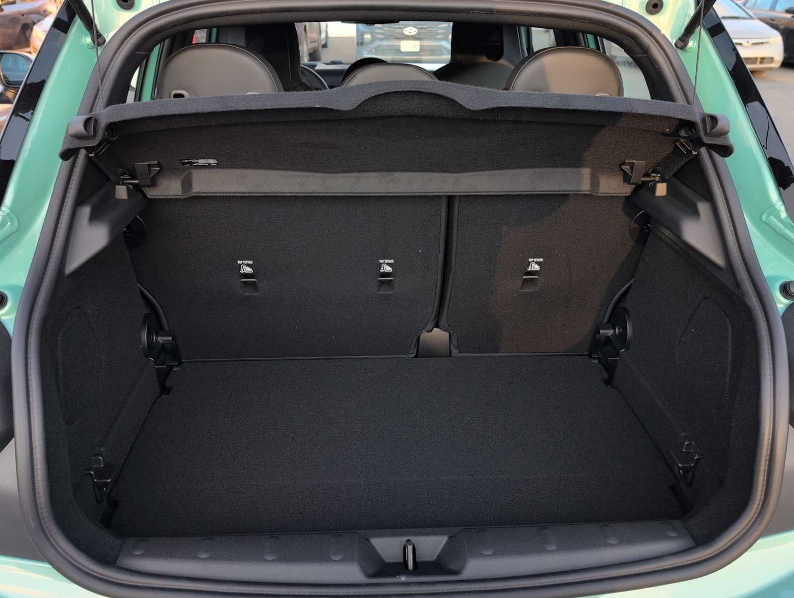 2026 MINI 4 DOOR ICONIC