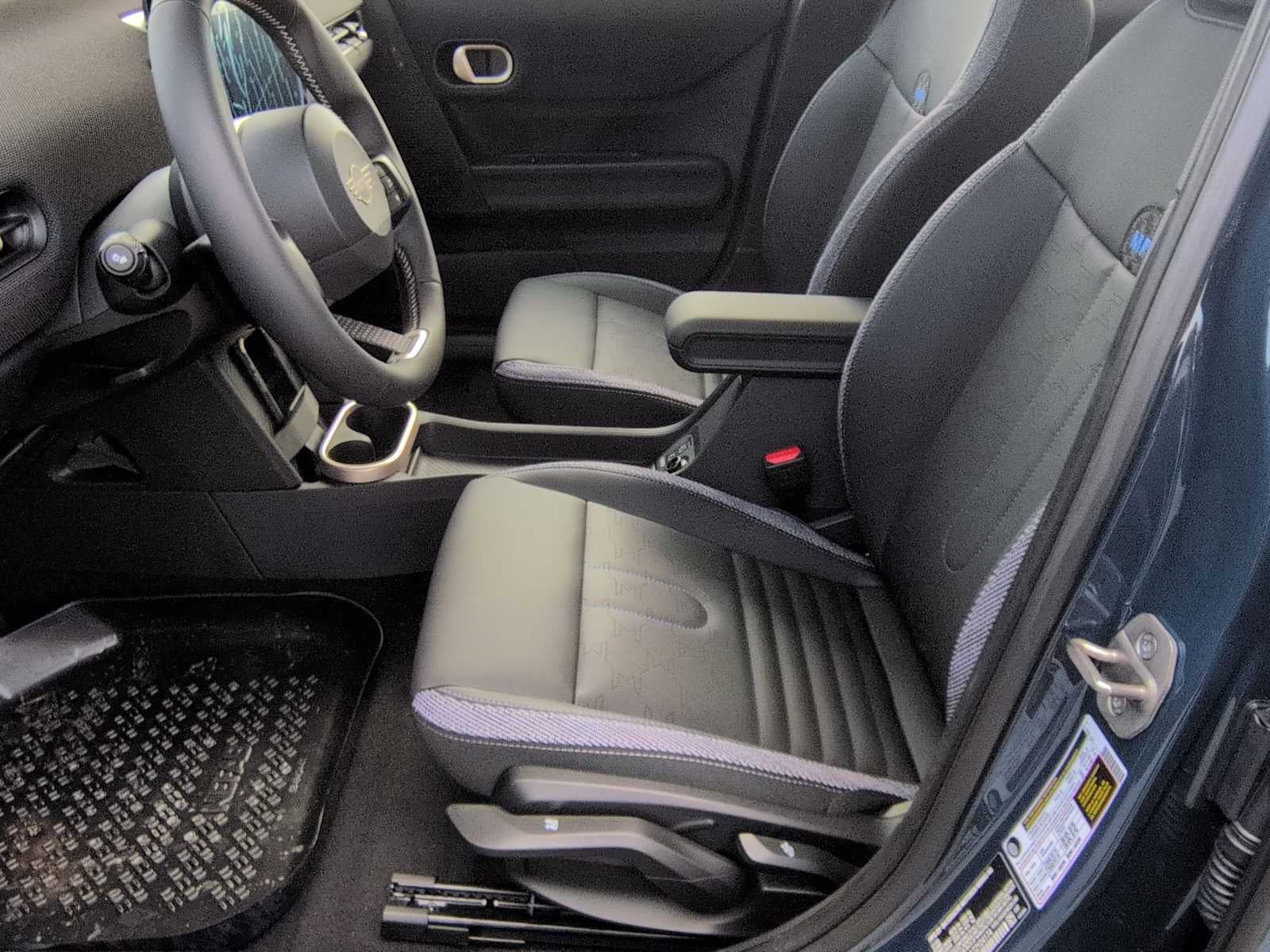 2026 MINI 4 DOOR SIGNATURE PLUS