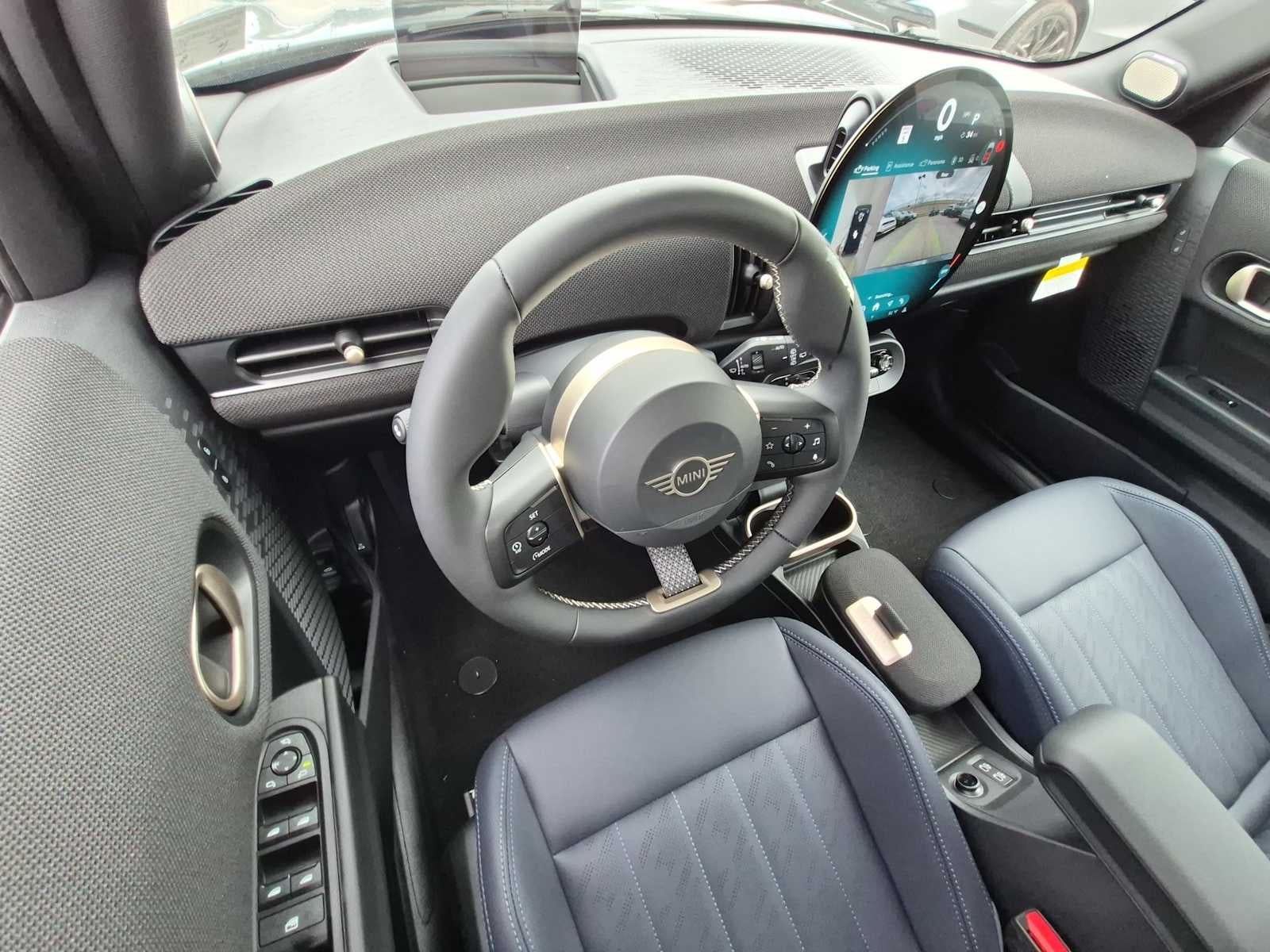 2027 MINI 4 DOOR ICONIC