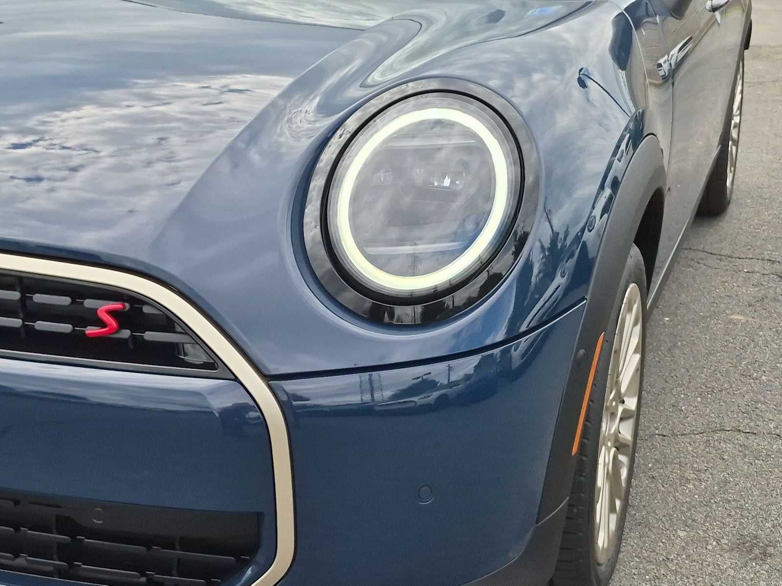 2027 MINI 4 DOOR ICONIC