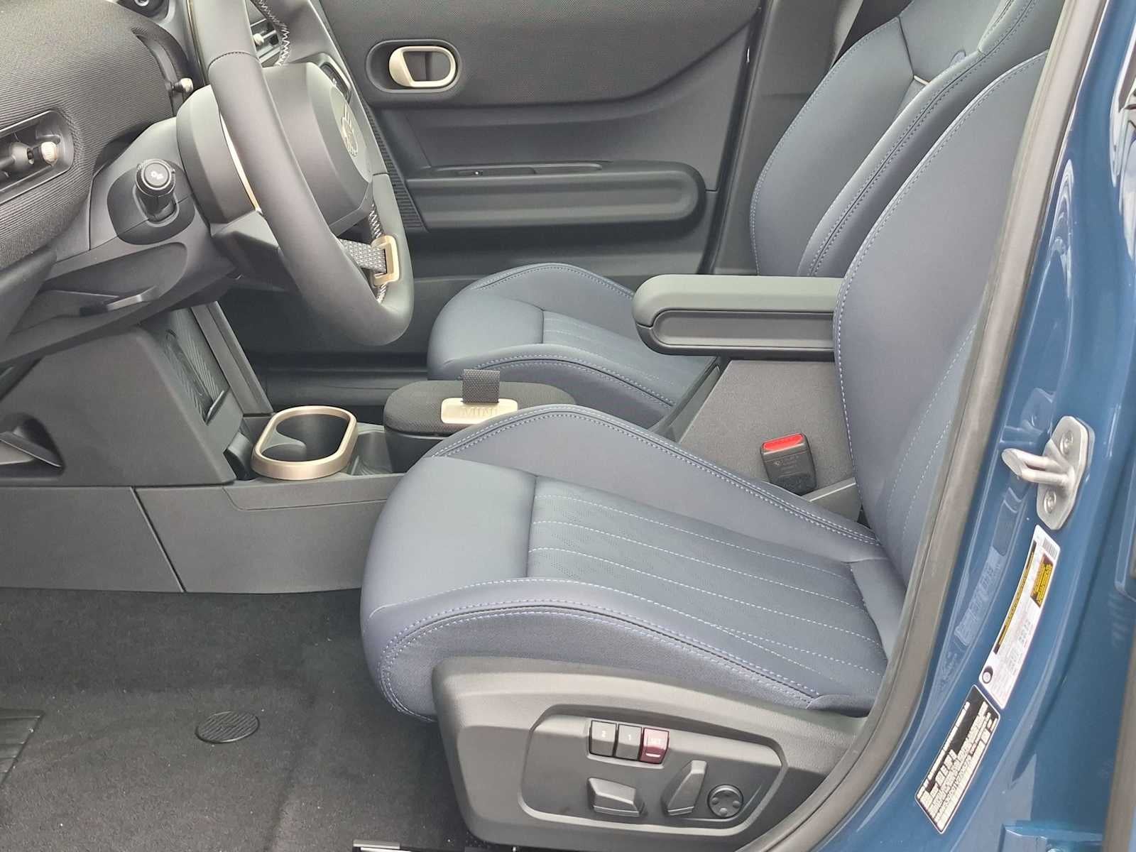 2027 MINI 4 DOOR ICONIC
