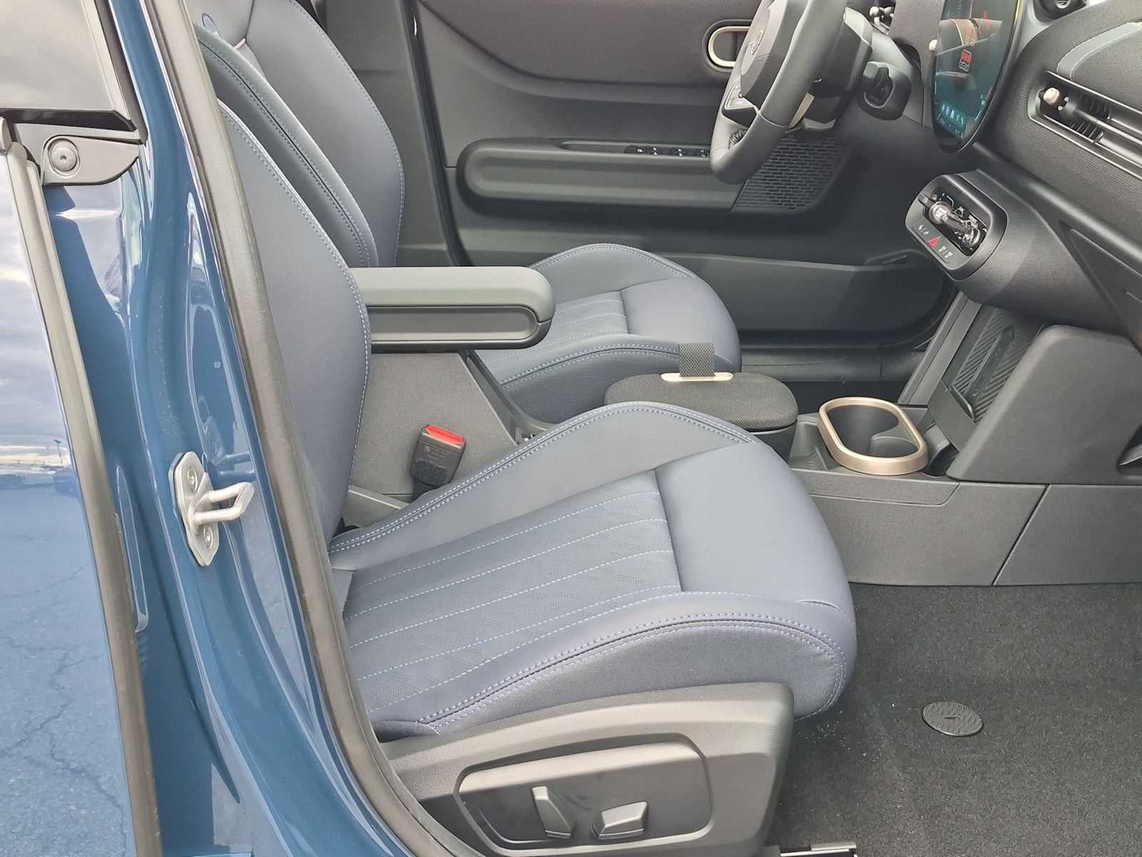 2027 MINI 4 DOOR ICONIC