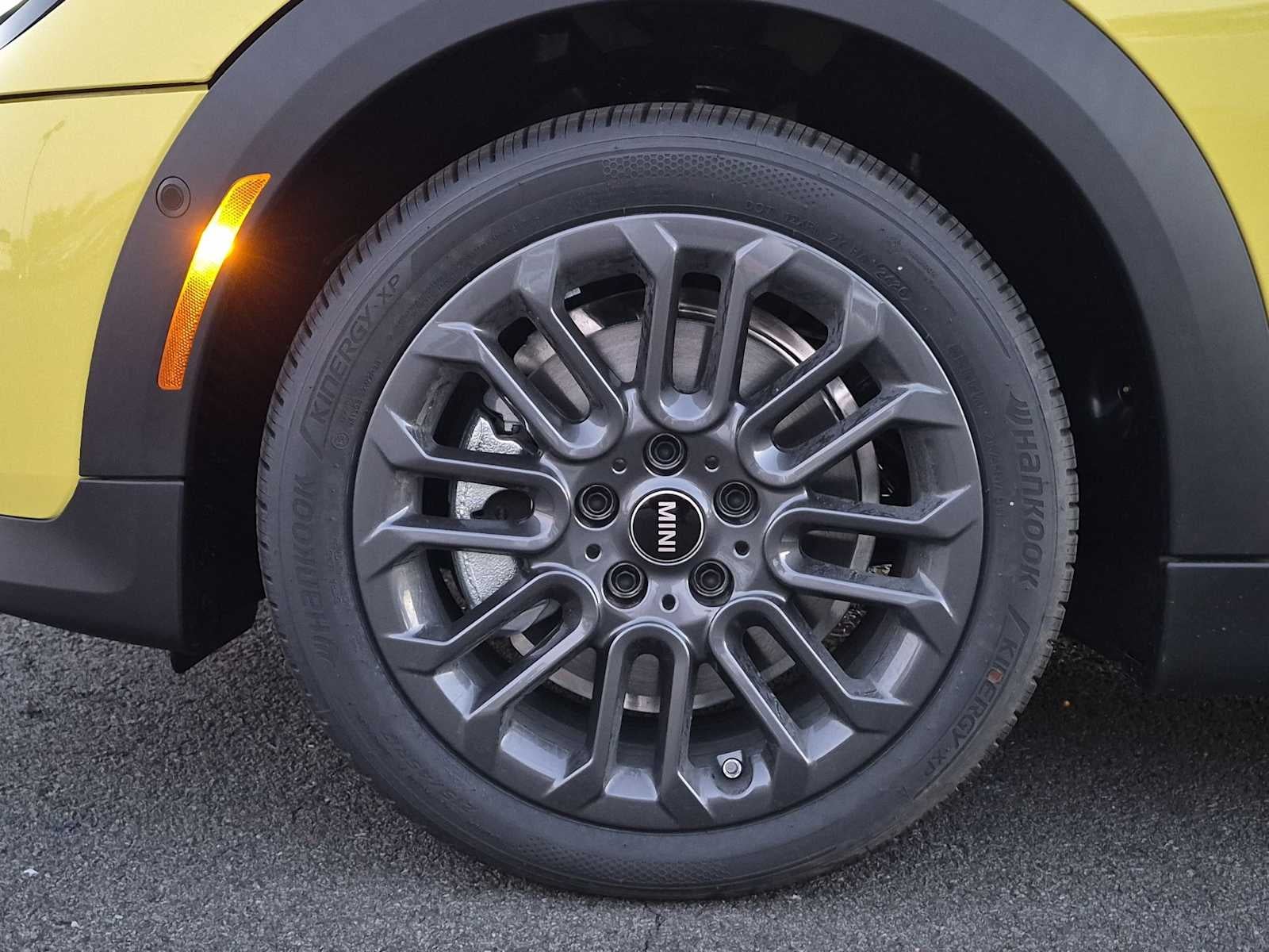 2027 MINI 4 DOOR ICONIC