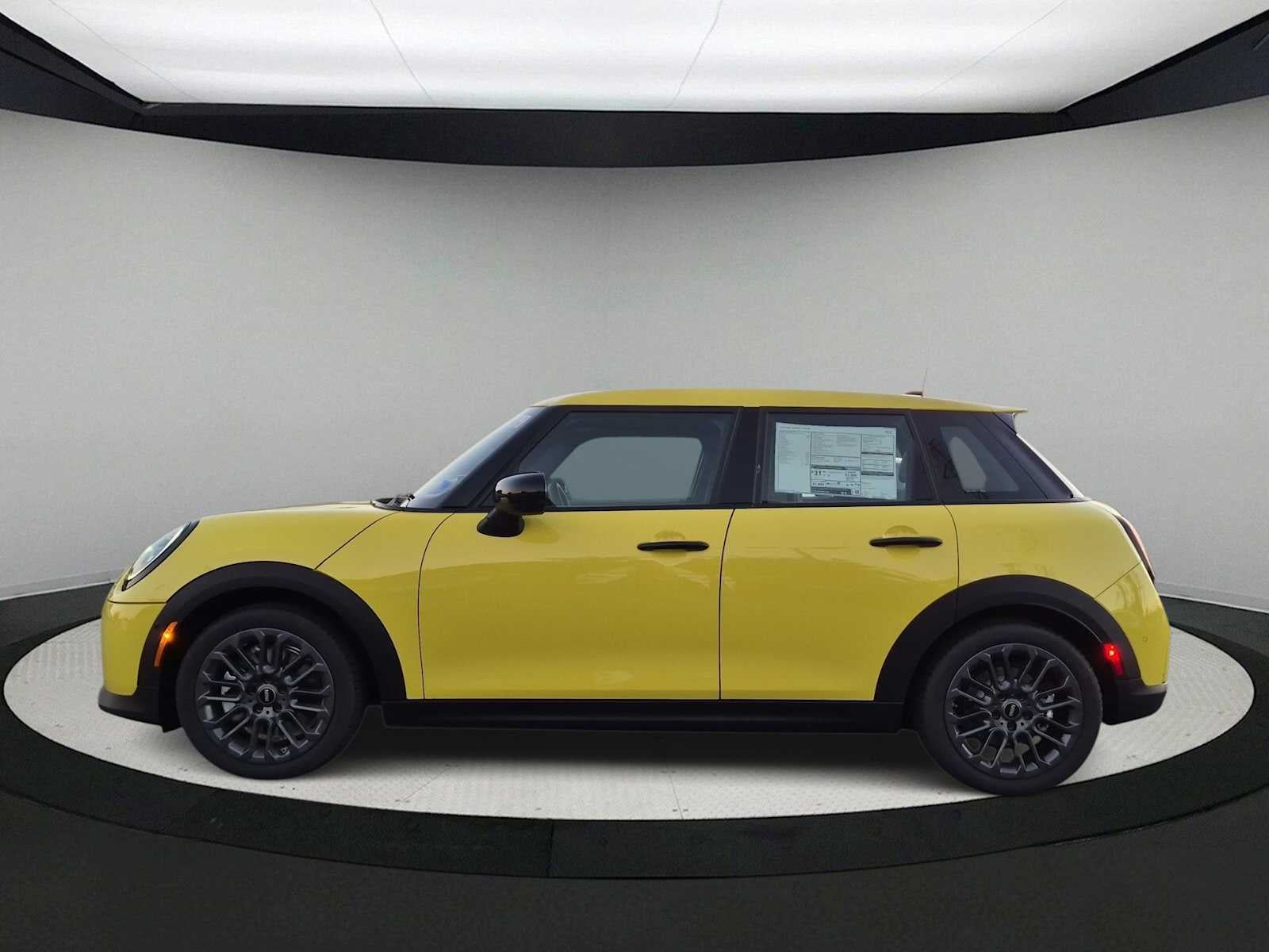 2027 MINI 4 DOOR ICONIC