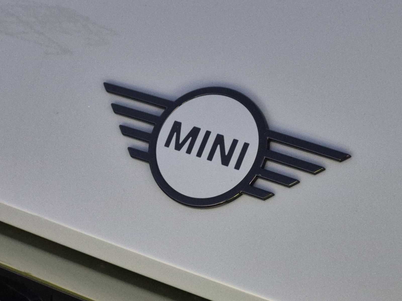 2027 MINI 4 DOOR ICONIC