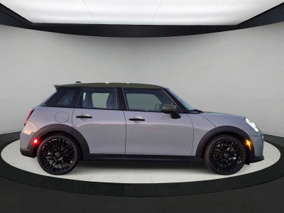 2027 MINI 4 DOOR ICONIC