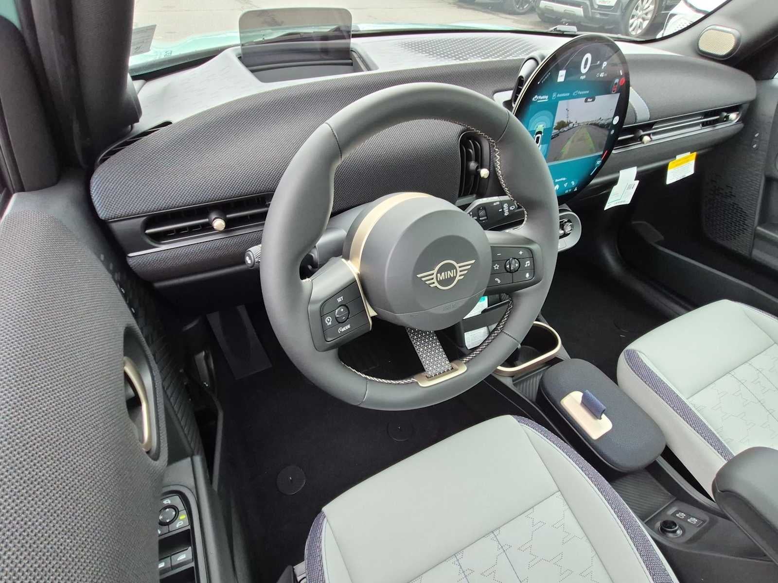 2027 MINI 4 DOOR SIGNATURE PLUS