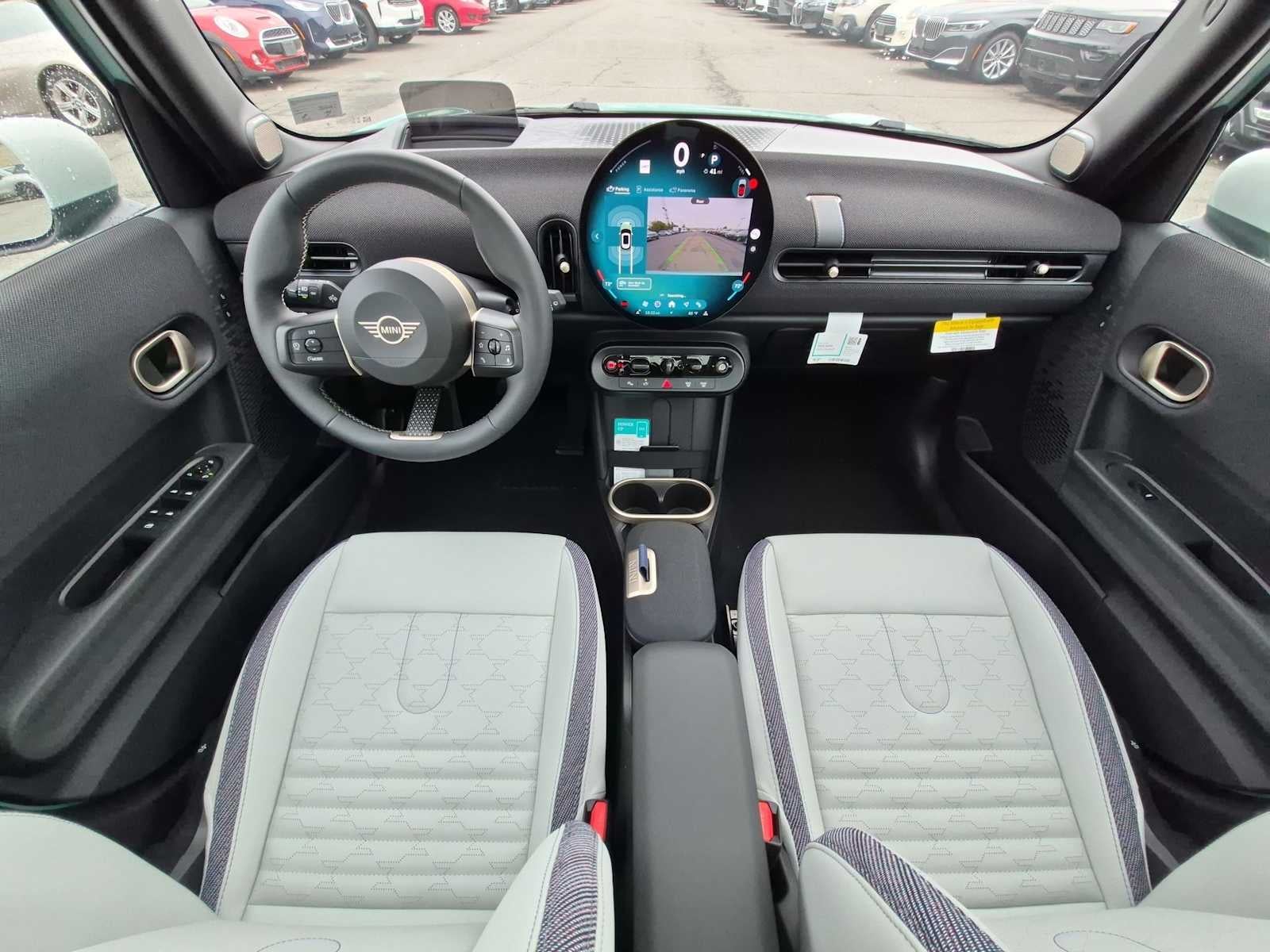 2027 MINI 4 DOOR SIGNATURE PLUS