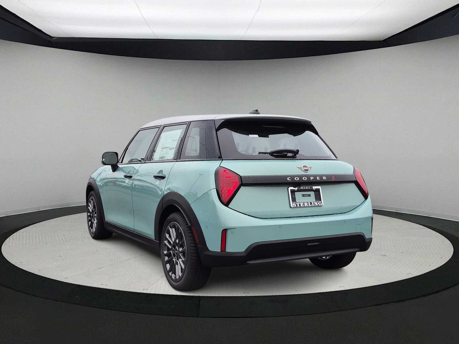 2027 MINI 4 DOOR SIGNATURE PLUS