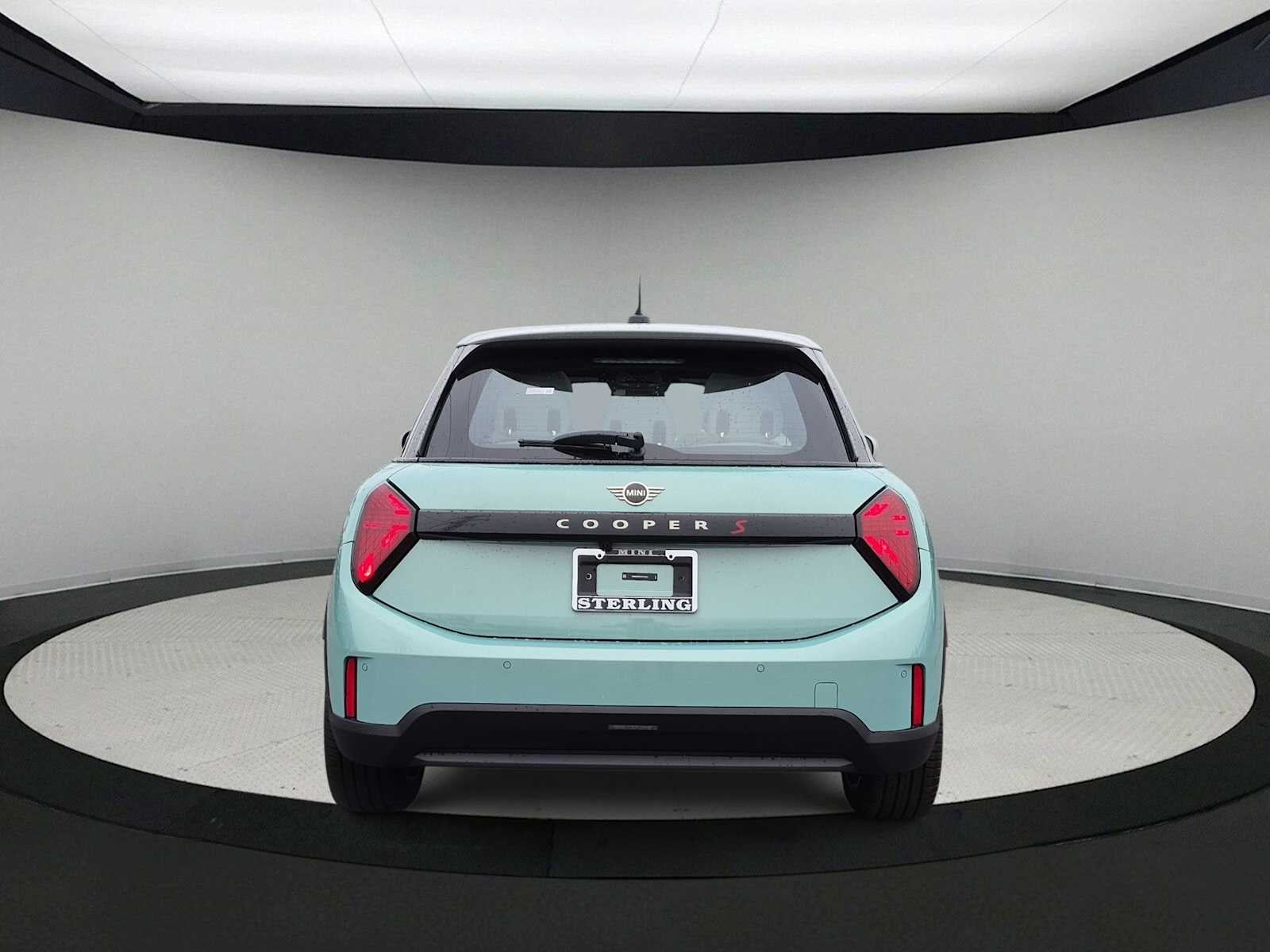 2027 MINI 4 DOOR SIGNATURE PLUS