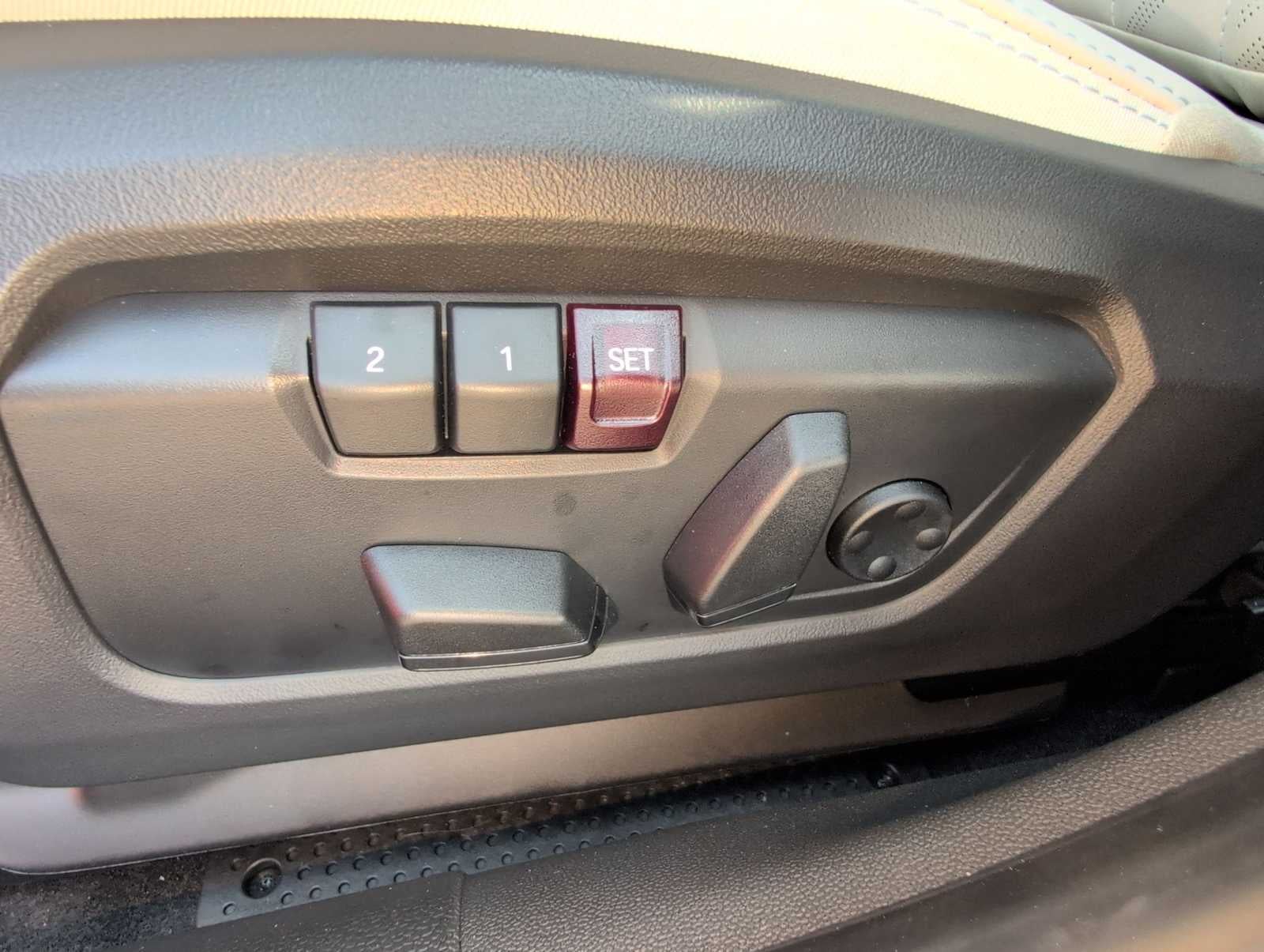 2026 MINI 4 DOOR ICONIC