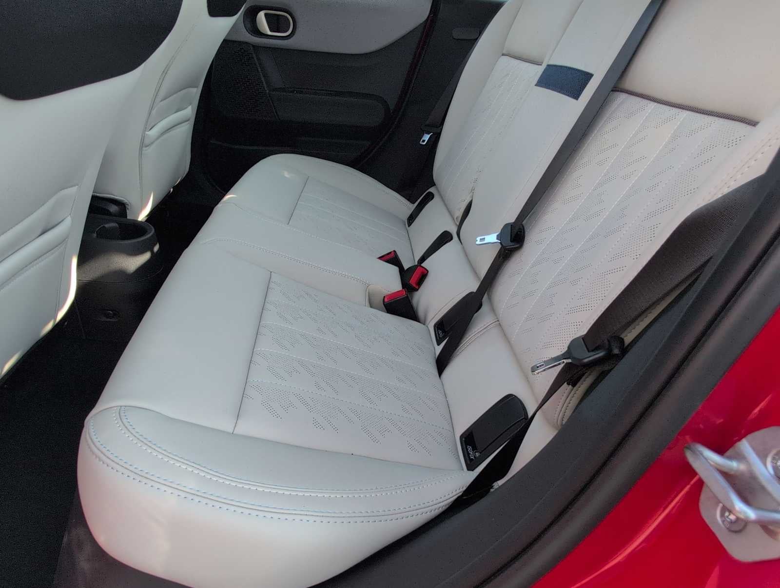 2026 MINI 4 DOOR ICONIC