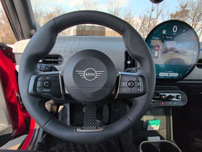 2026 MINI 4 DOOR ICONIC