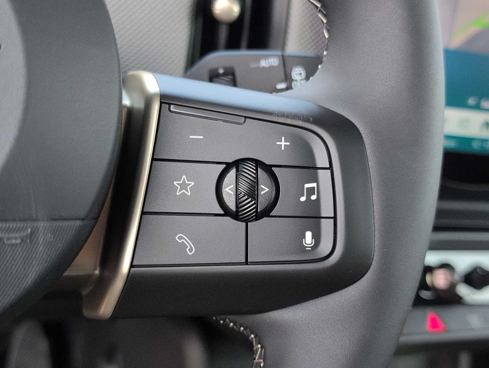 2026 MINI 4 DOOR ICONIC