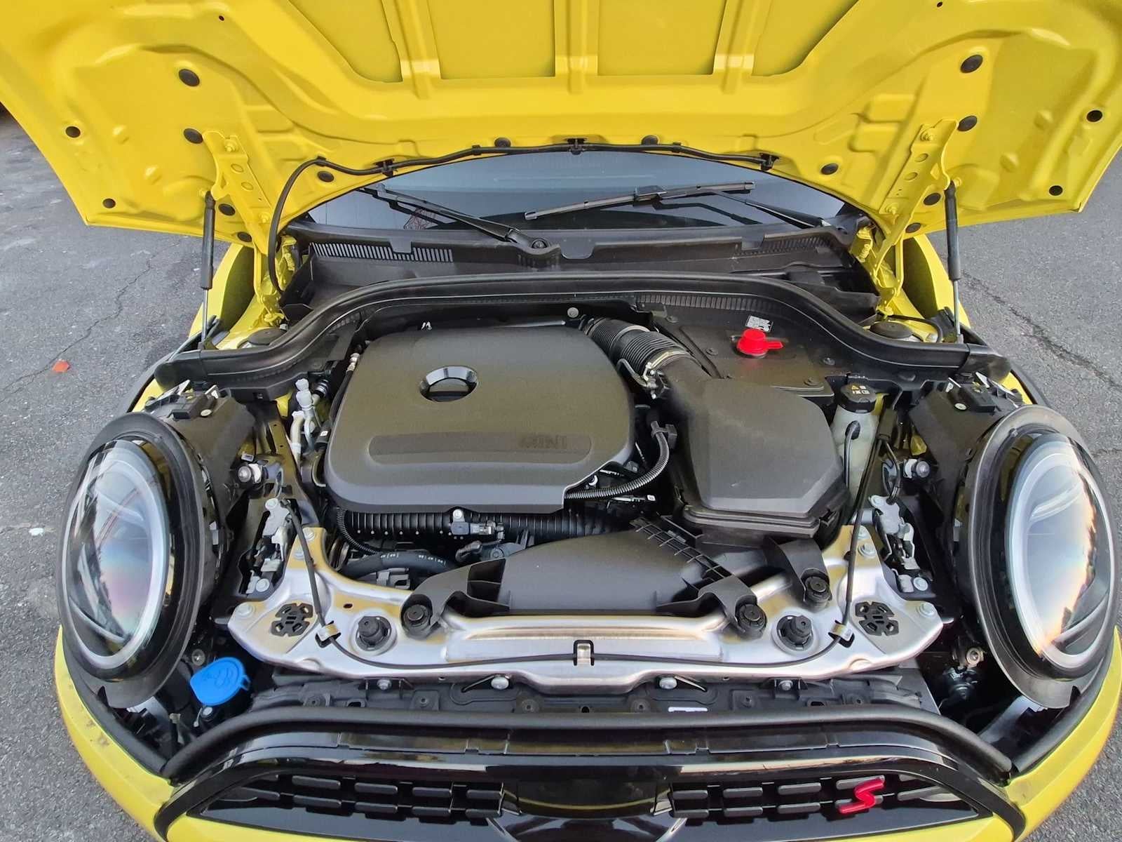 2027 MINI 4 DOOR SIGNATURE PLUS