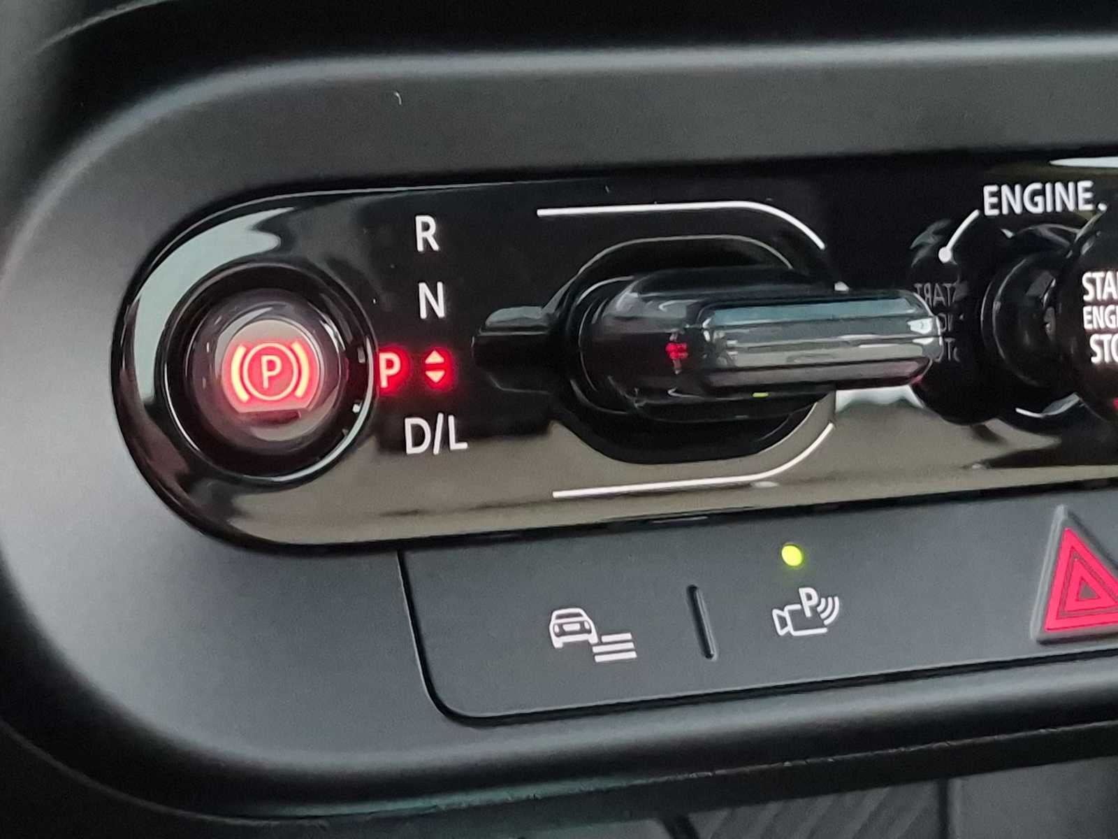 2027 MINI 4 DOOR SIGNATURE PLUS
