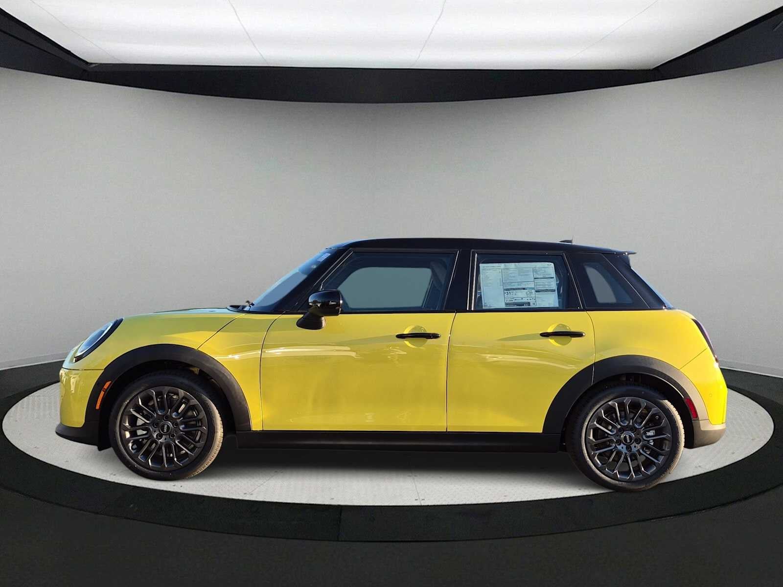 2027 MINI 4 DOOR SIGNATURE PLUS