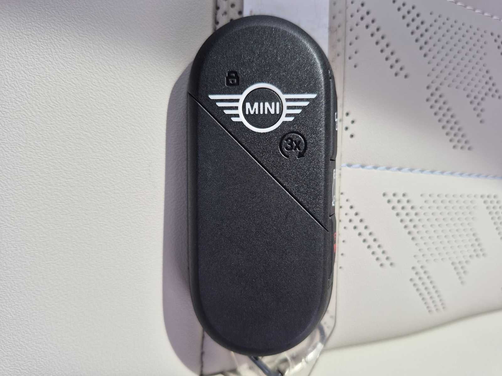 2026 MINI 4 DOOR SIGNATURE PLUS