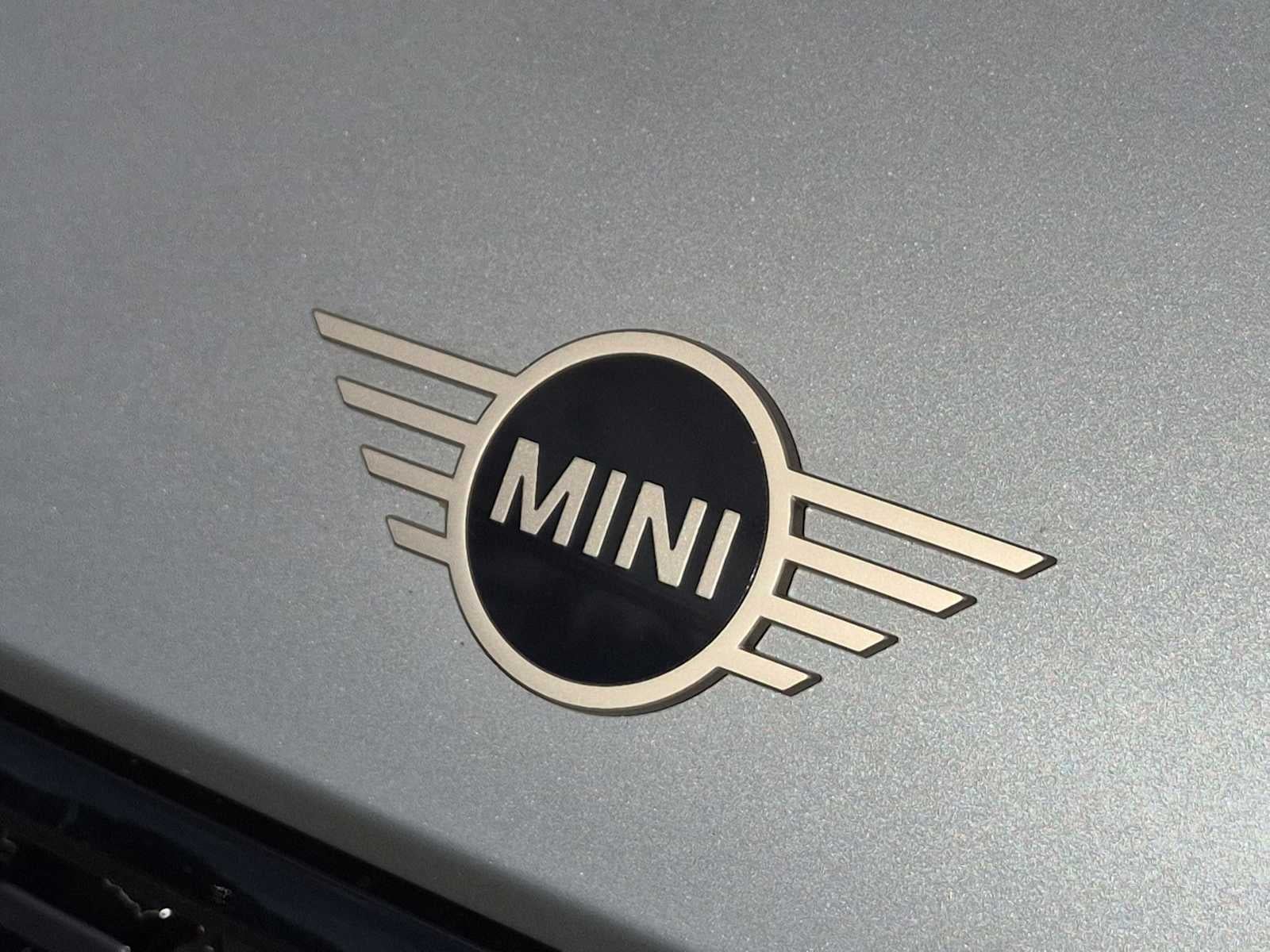 2027 MINI 4 DOOR ICONIC