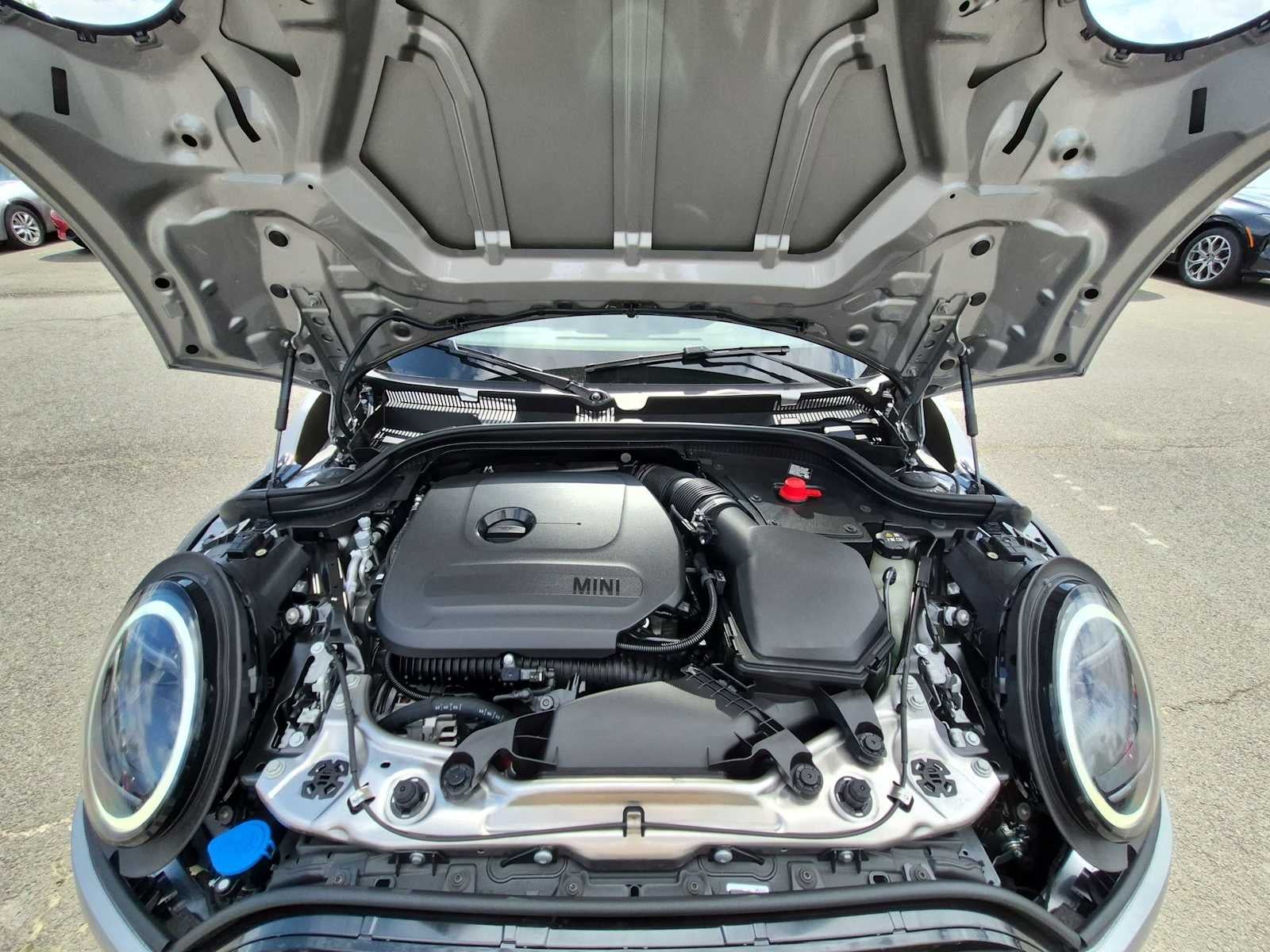 2027 MINI 4 DOOR ICONIC