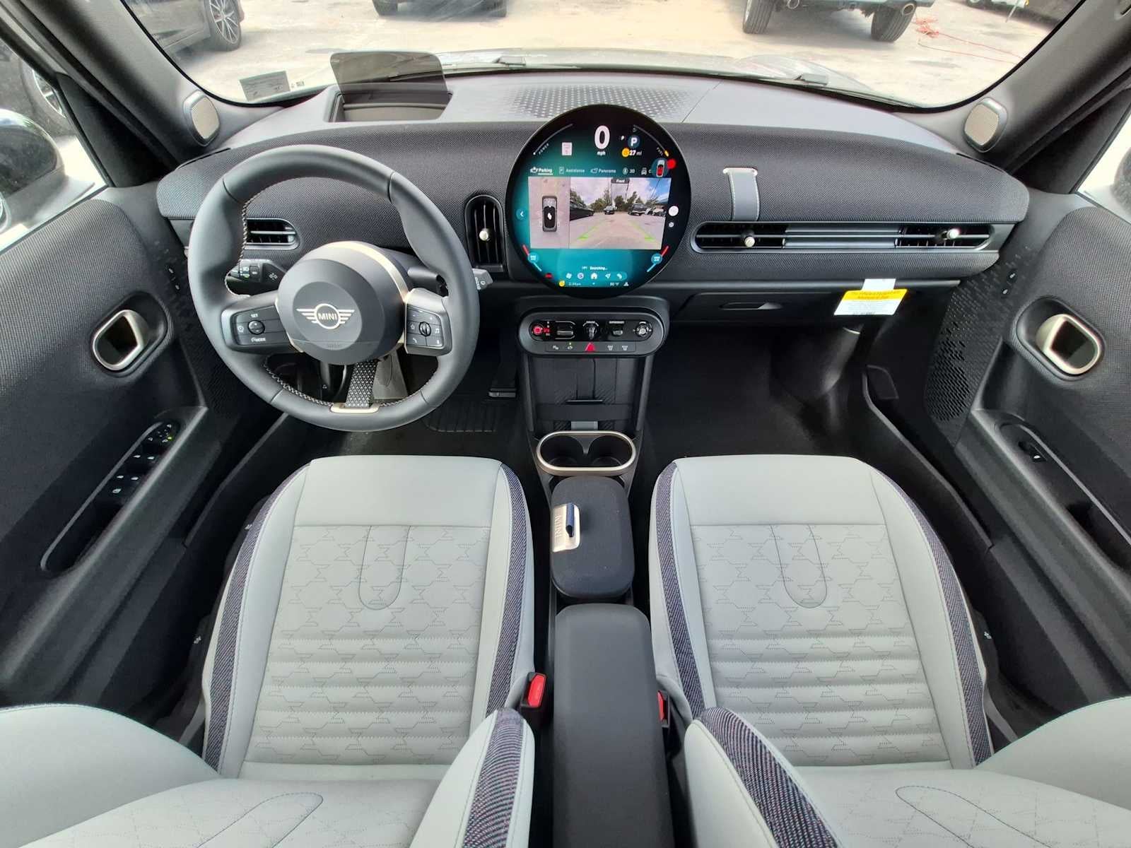 2027 MINI 4 DOOR ICONIC