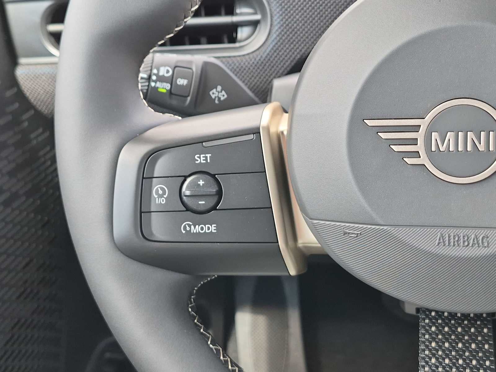 2027 MINI 4 DOOR ICONIC