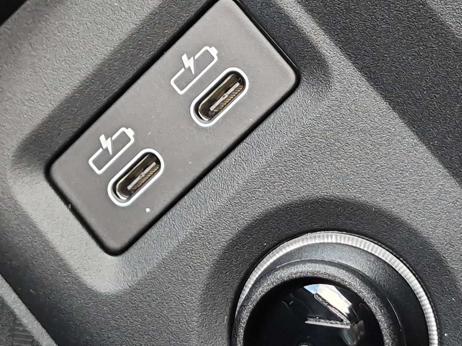 2027 MINI 4 DOOR ICONIC