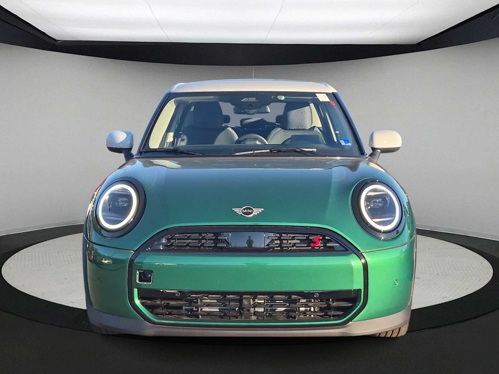 2027 MINI 4 DOOR SIGNATURE PLUS