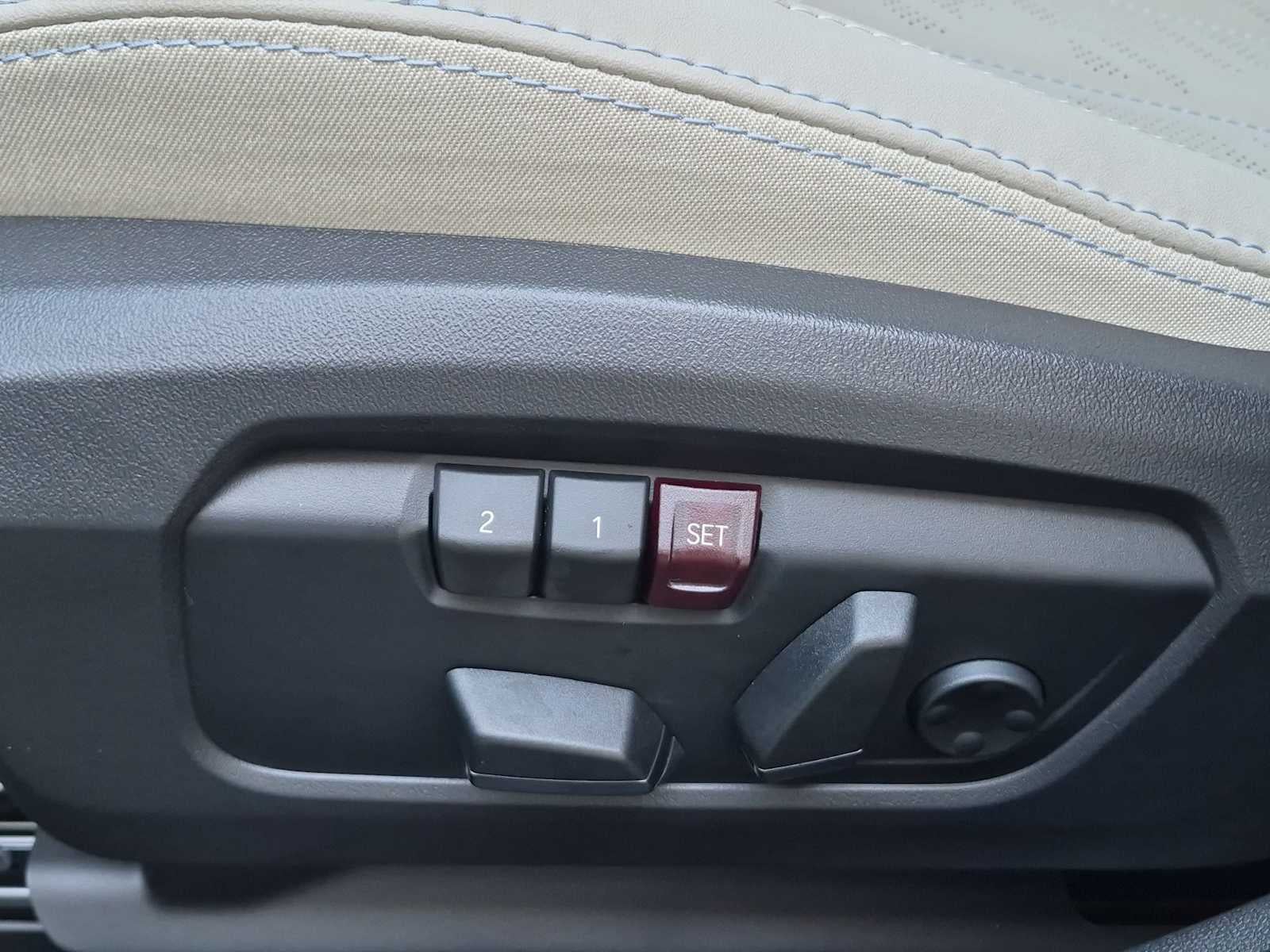 2027 MINI 4 DOOR SIGNATURE PLUS