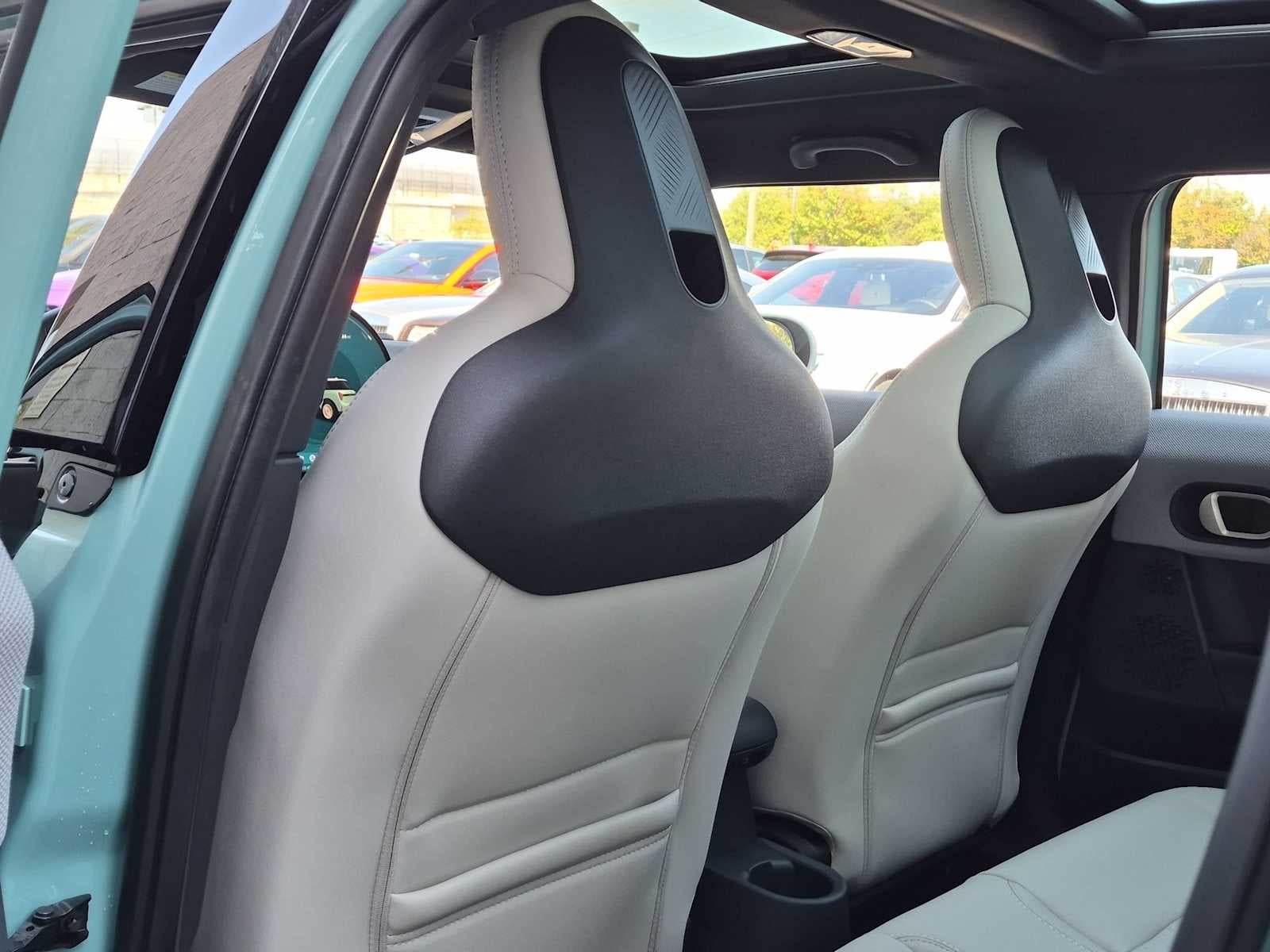 2027 MINI 4 DOOR SIGNATURE PLUS
