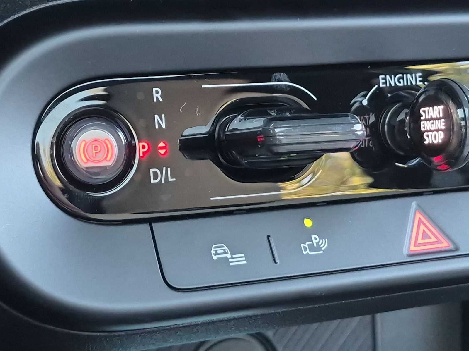 2027 MINI 4 DOOR SIGNATURE PLUS